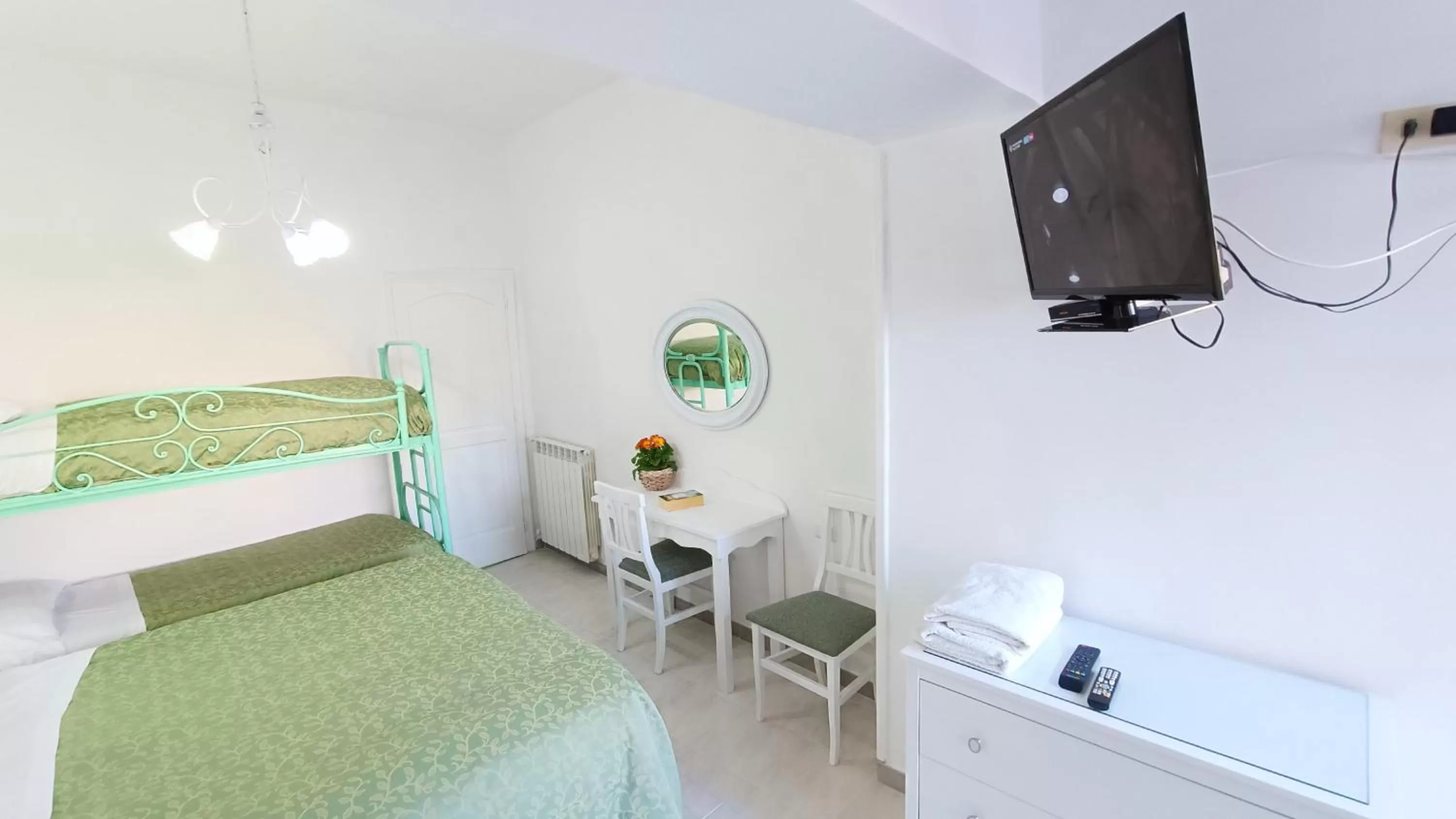 Bedroom, Bed in Hotel Casa Nicola