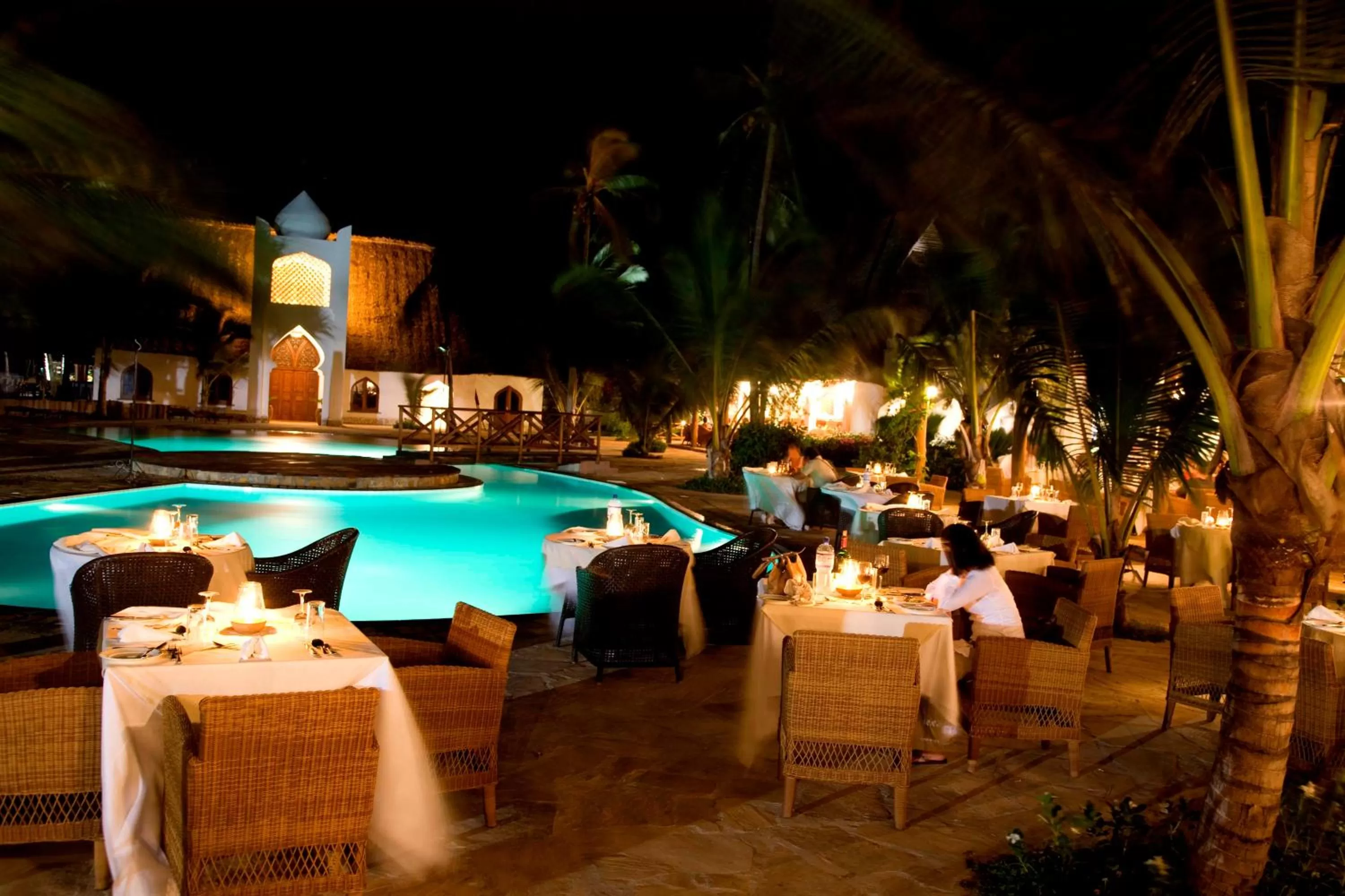 Restaurant/places to eat in Sultan Sands Island Resort & Spa
