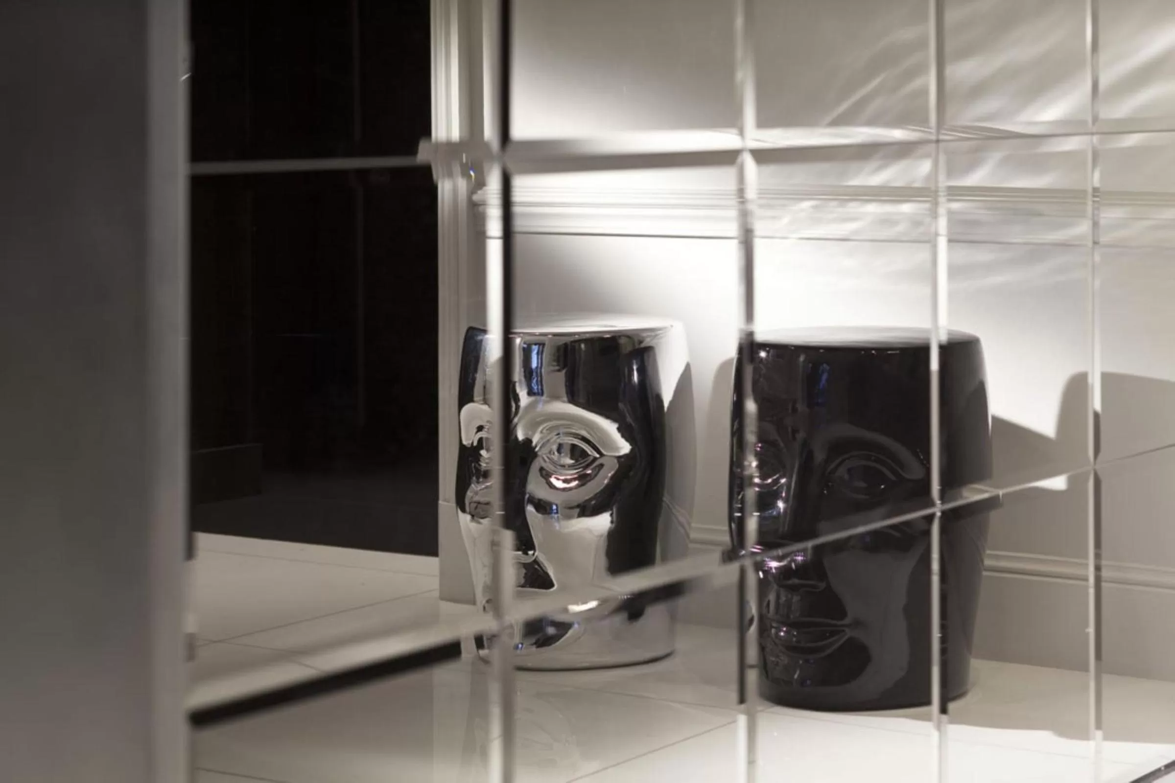 Lobby or reception in First Hotel Paris Tour Eiffel