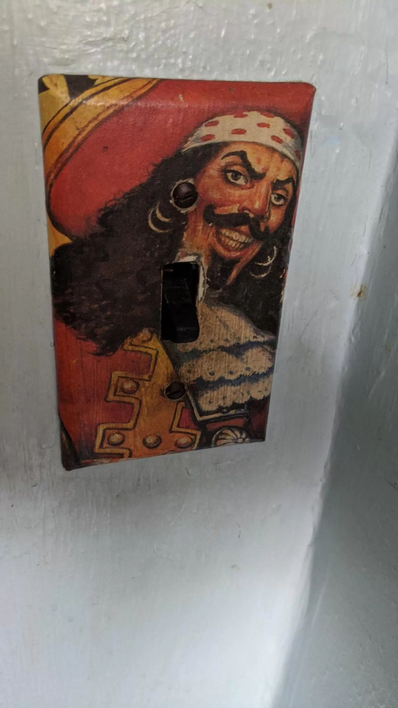 Decorative detail in The Pirate Haus Inn