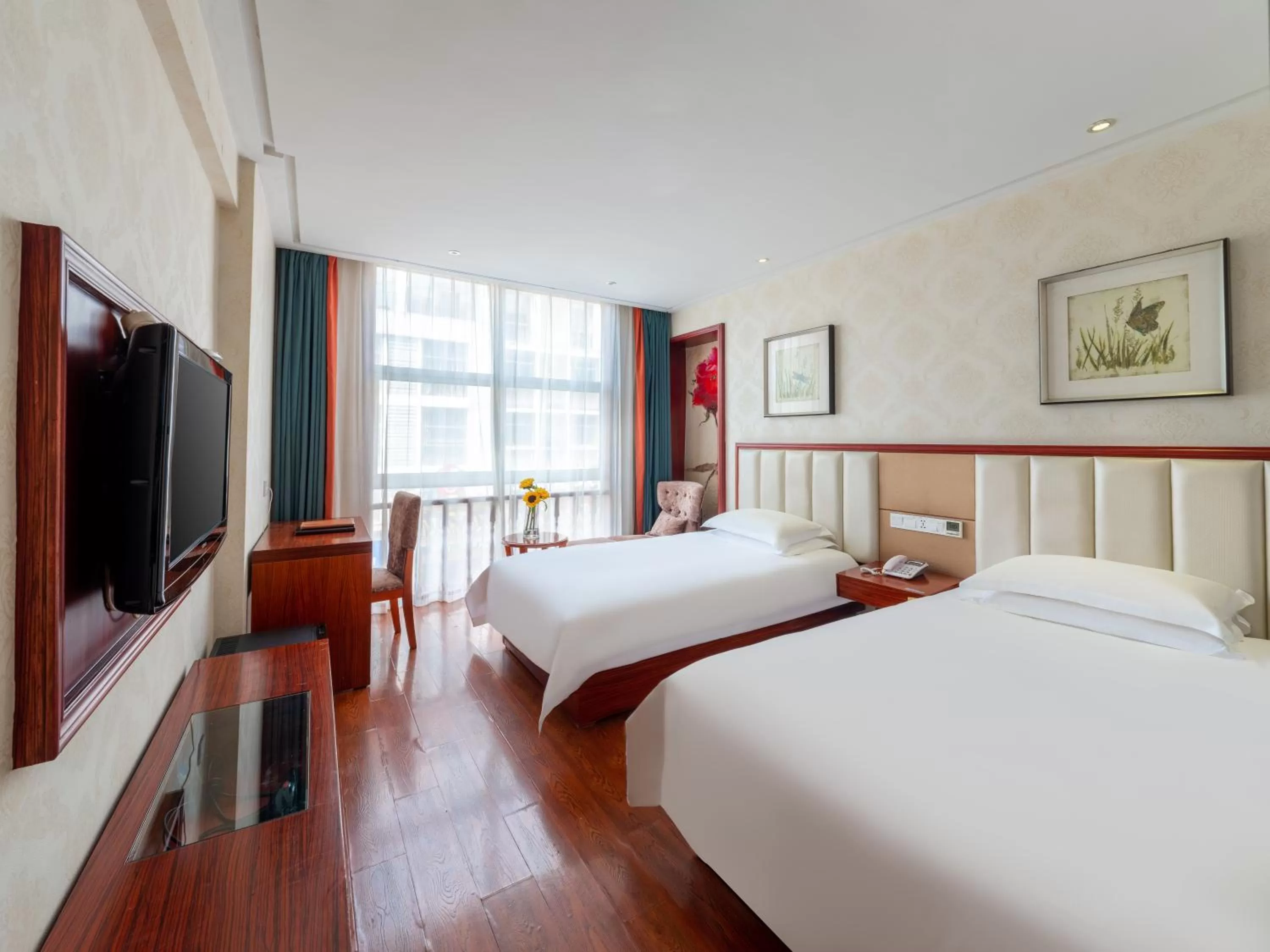 TV/Entertainment Center in Lingshang Hotel