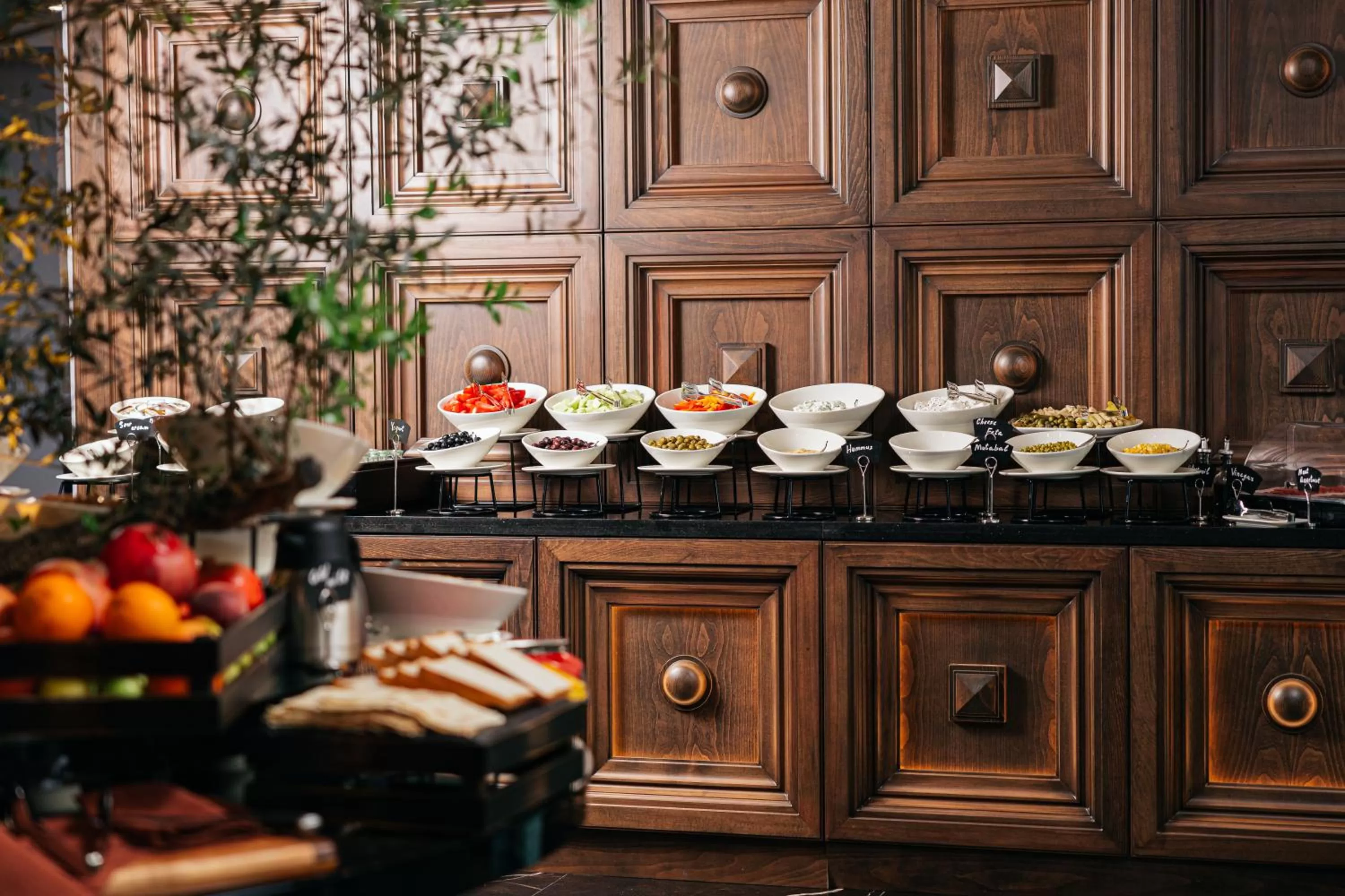 Restaurant/places to eat in Paris Hotel Yerevan