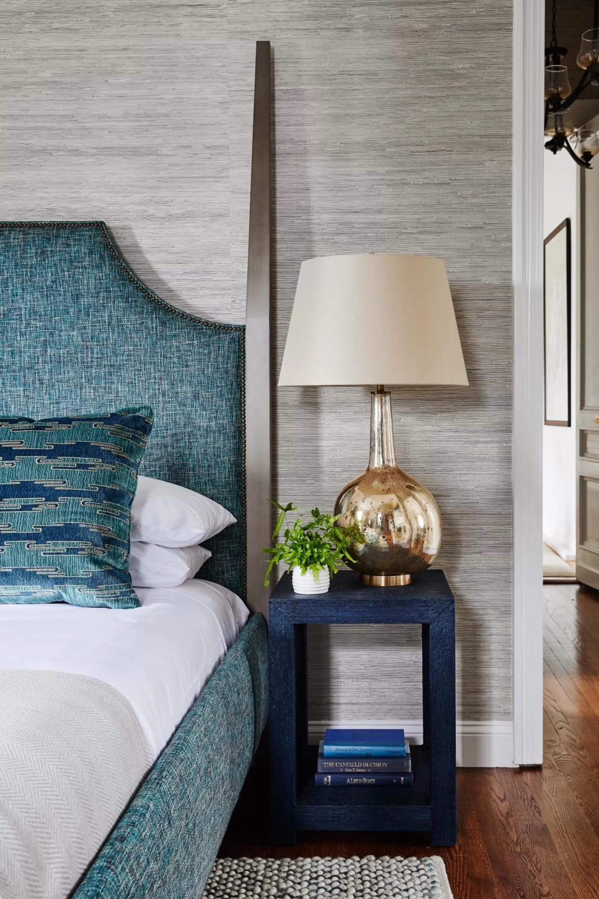 Decorative detail, Bed in The Cliffside Inn