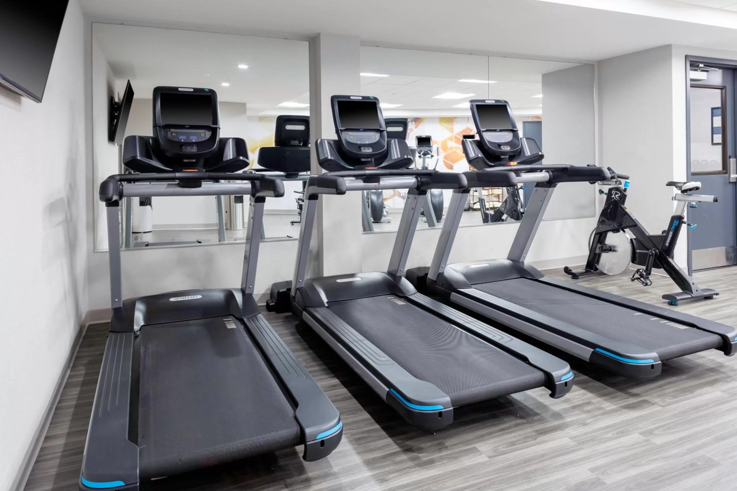 Fitness centre/facilities in Hyatt Place Charlotte University