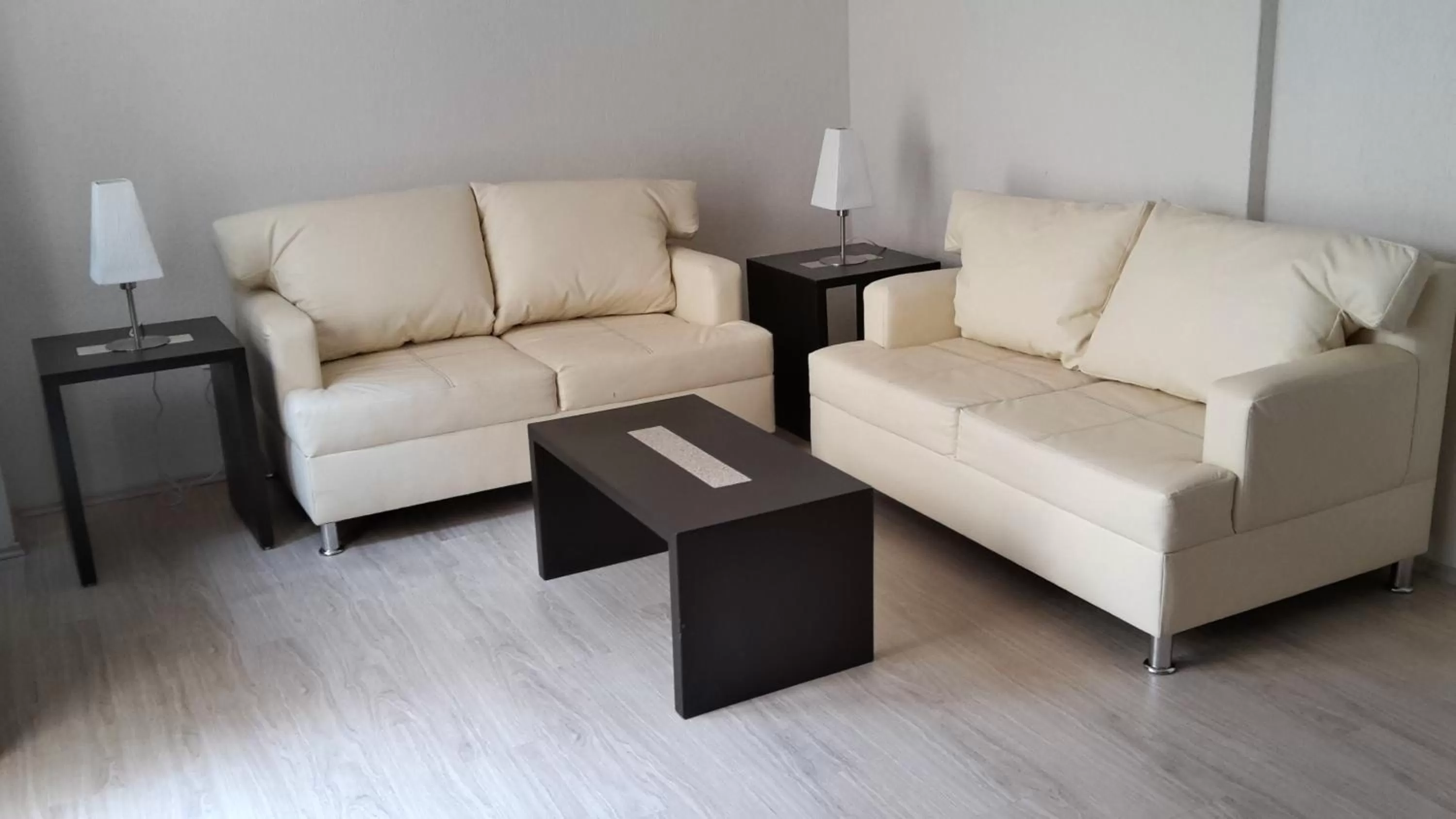 Seating area in Grupo Kings Suites -Monte Chimborazo 537