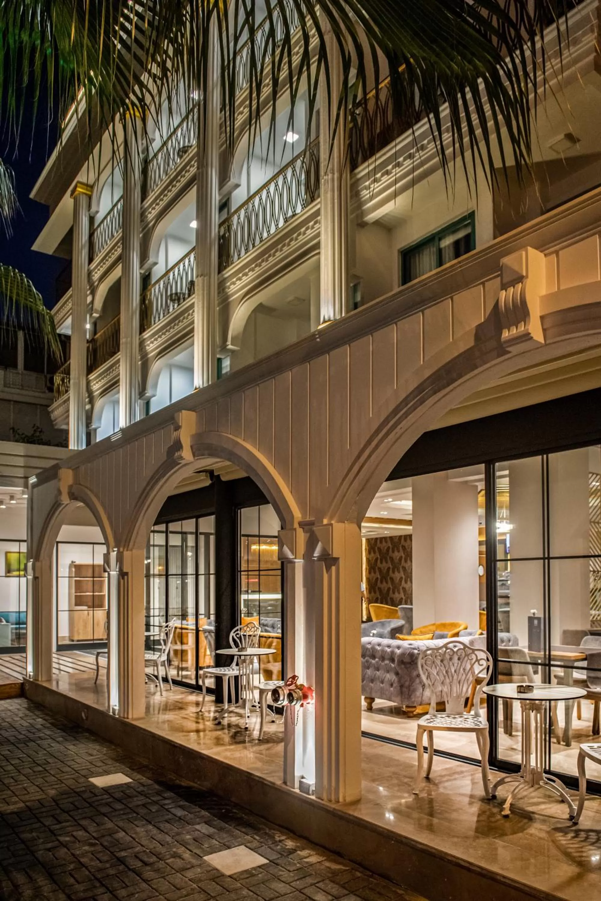 Property building in Sealife Lounge - Adult only