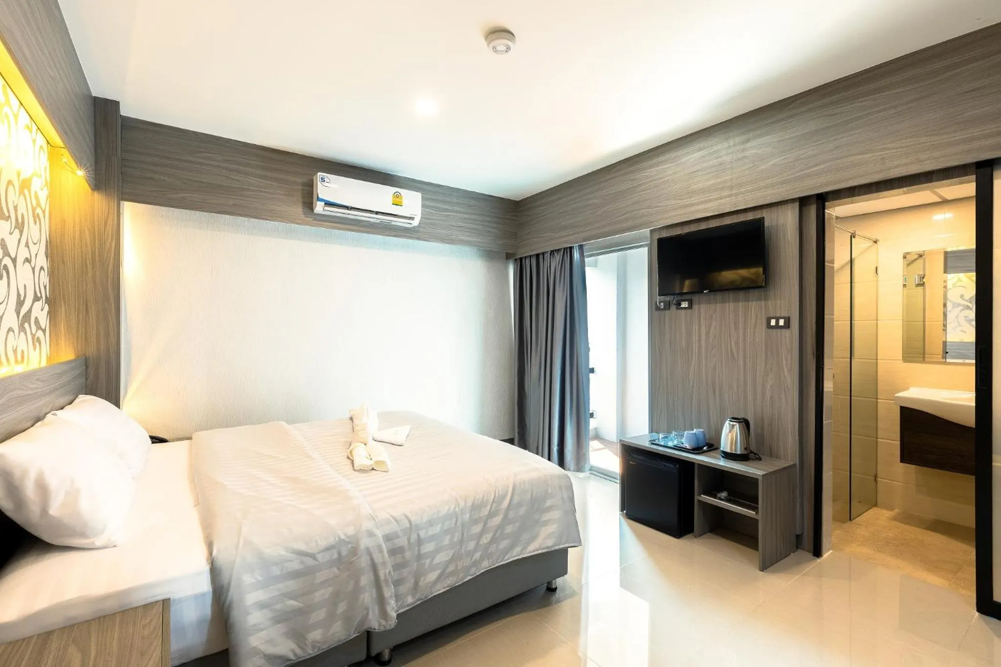 Bed in Sound@sleep Hotel