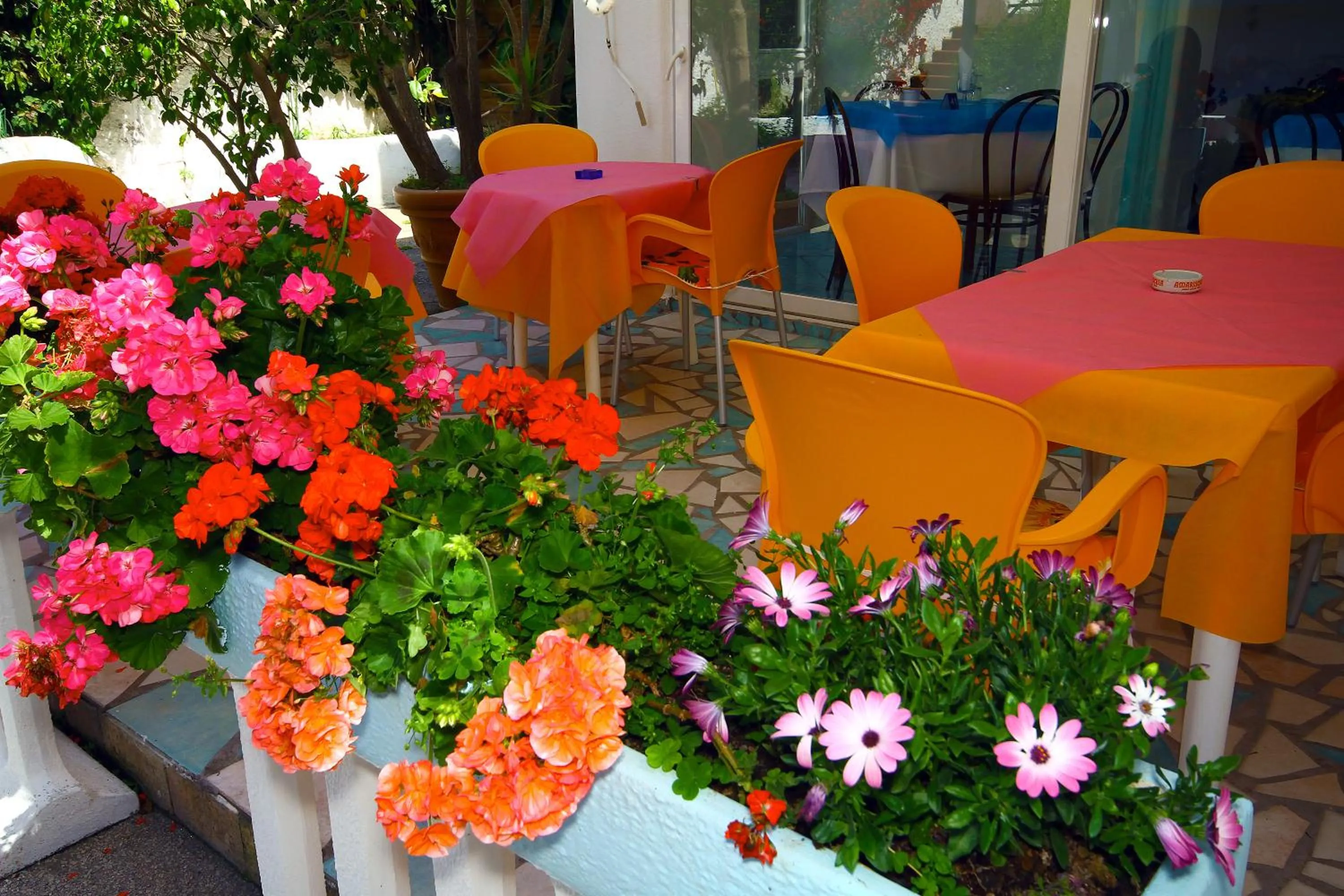 Restaurant/places to eat in Hotel Park Calitto