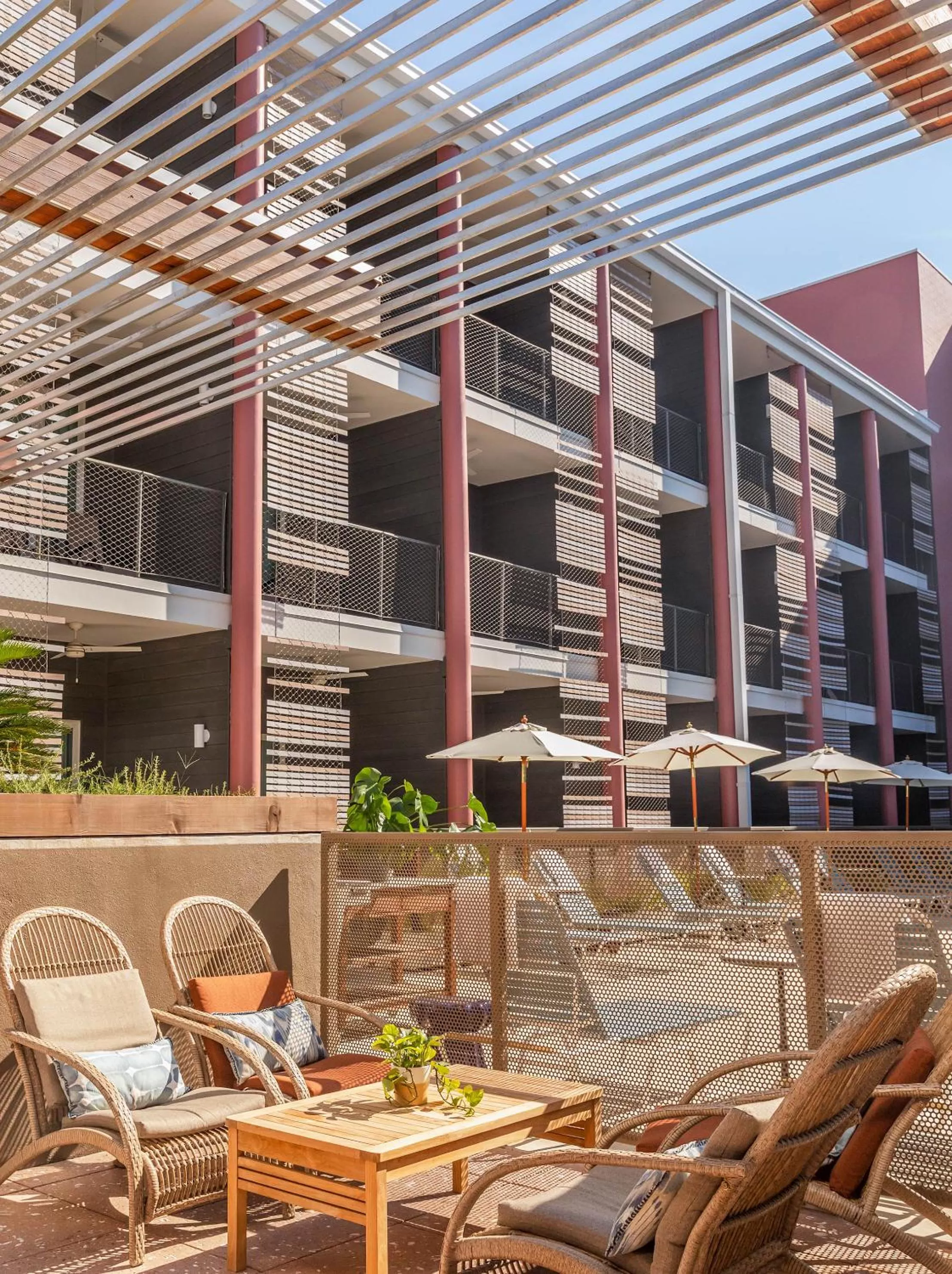 Lounge or bar in East Austin Hotel