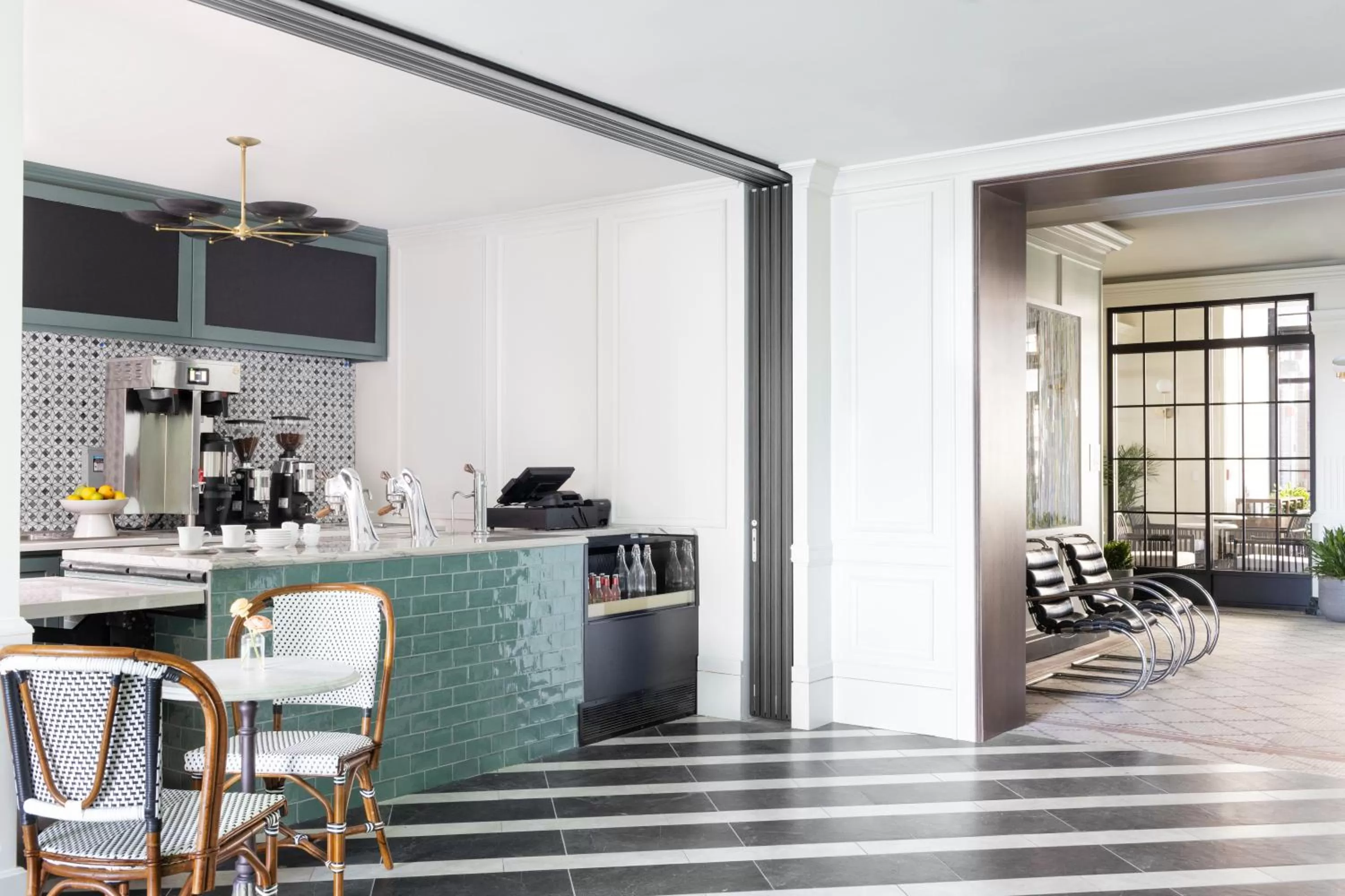 Restaurant/places to eat in Kimpton Cottonwood Hotel by IHG