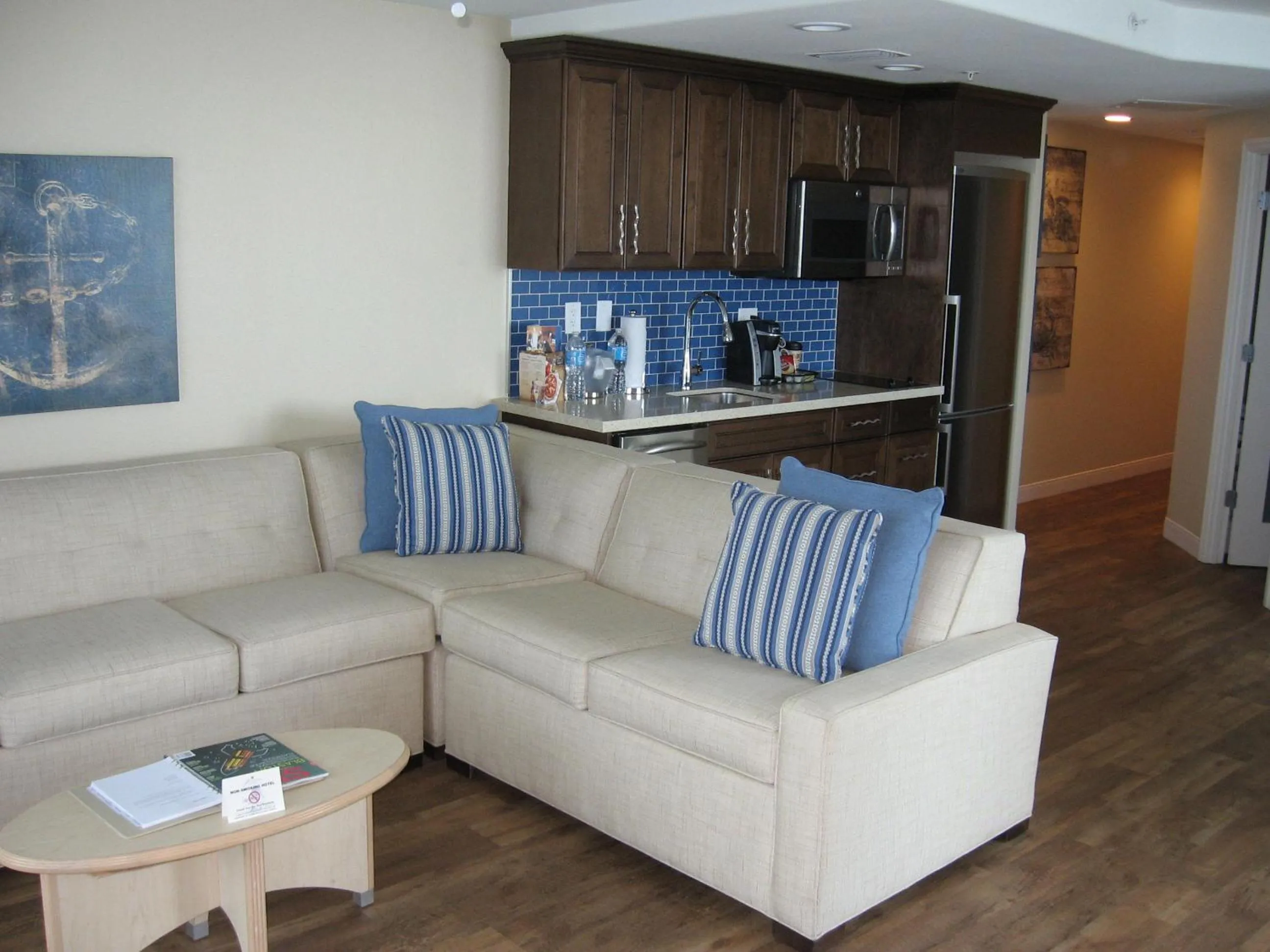 Kitchen or kitchenette in Lido Beach Resort - Sarasota