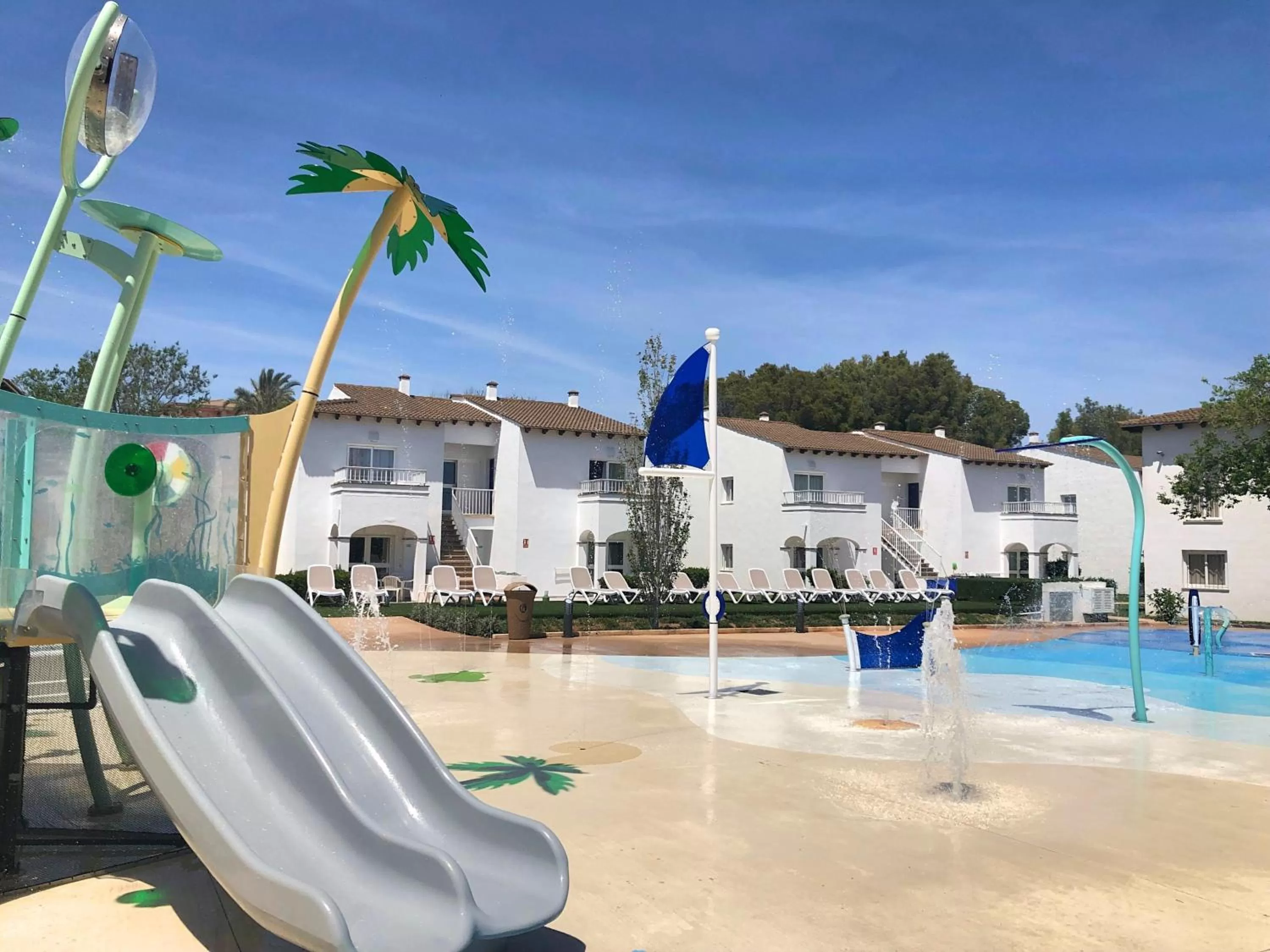 Swimming pool in Seaclub Alcudia Mediterranean Resort