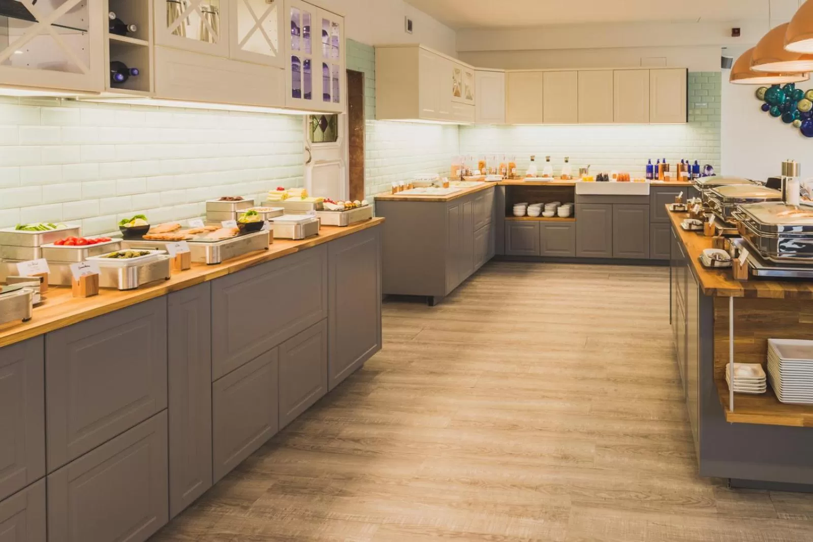 Buffet breakfast in Hotel Santo