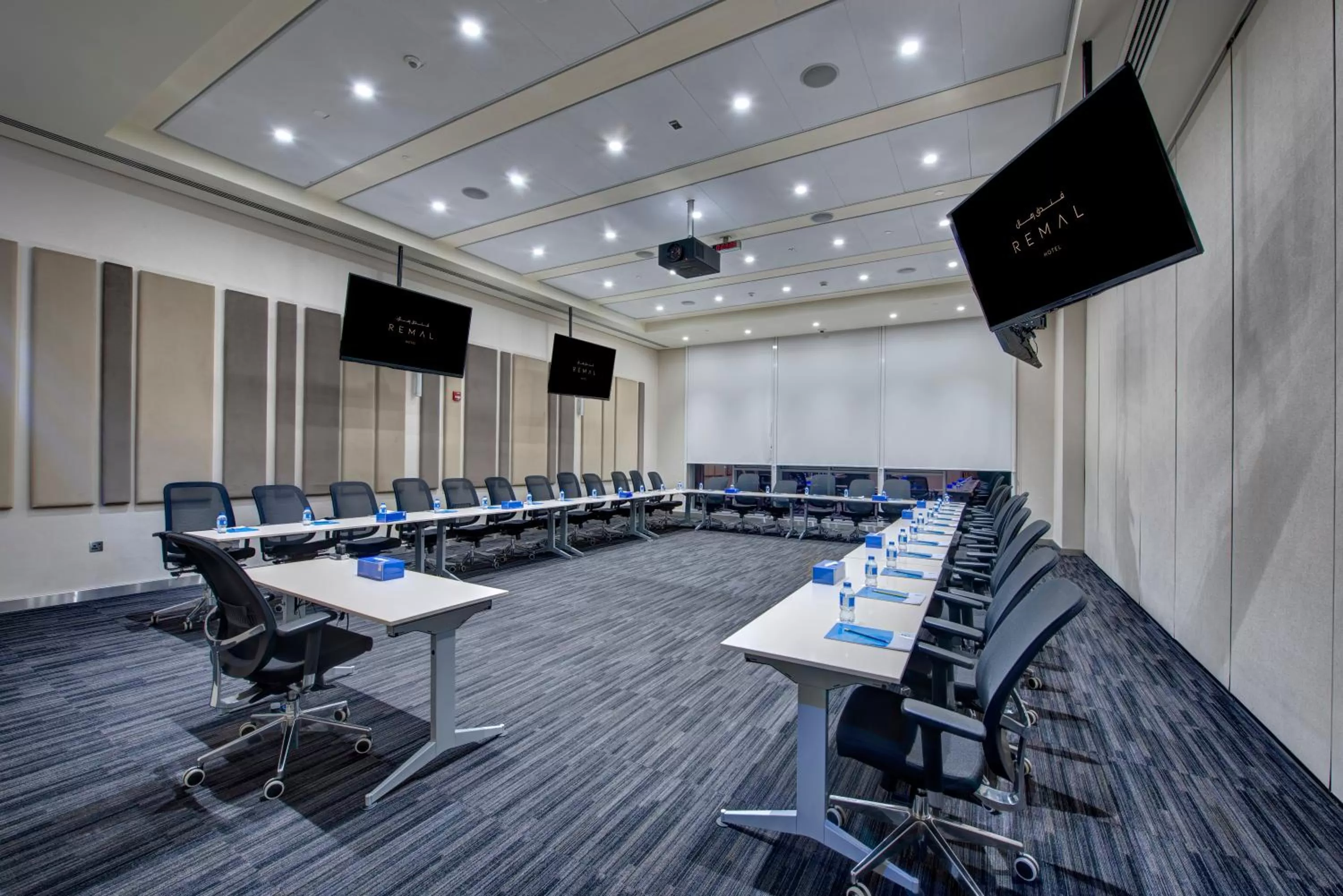 Meeting/conference room in Remal Hotel & Villas Al Dhannah City
