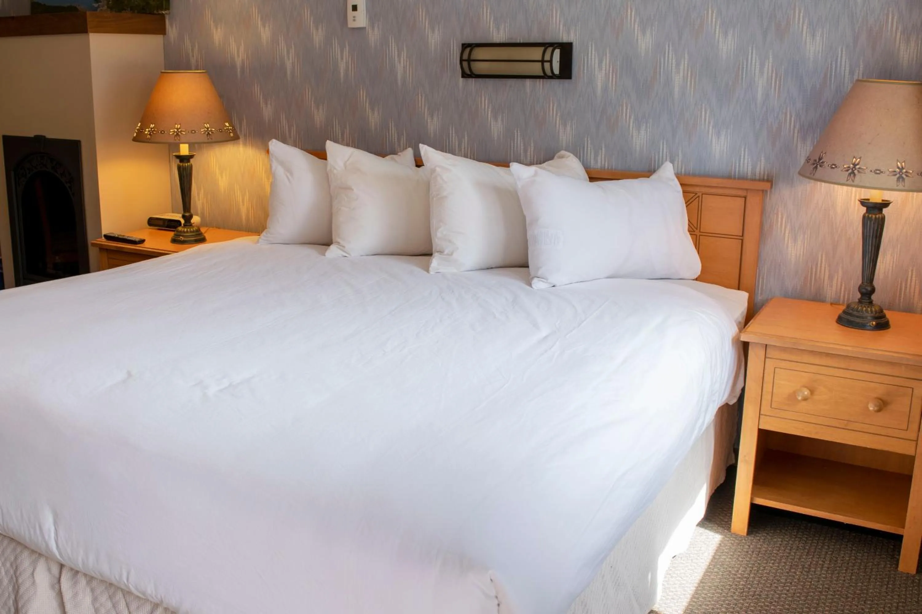 Bed in Aspen Village