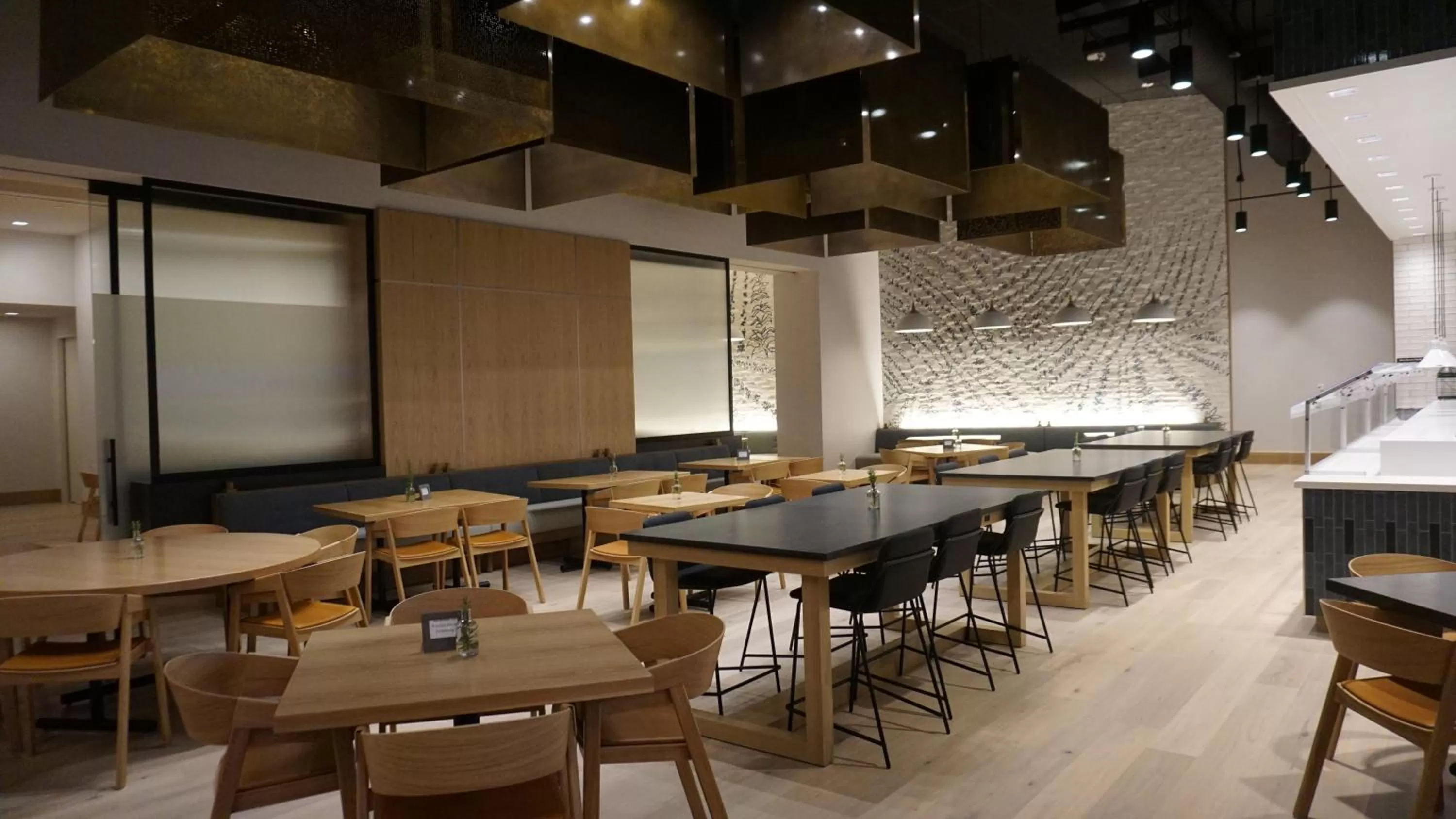 Restaurant/places to eat in Hyatt Regency Frisco-Dallas