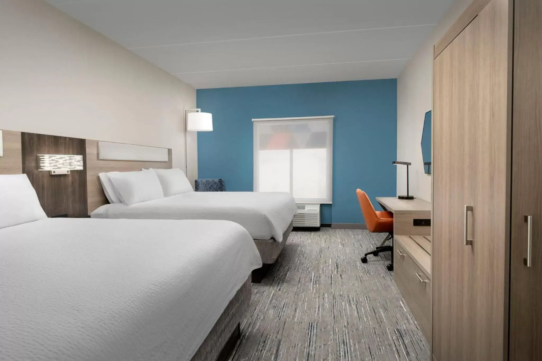 King Suite with Two King Beds - Non-Smoking in Holiday Inn Express & Suites Knoxville-Clinton by IHG King Suite with Two King Beds - Non-Smoking in Holiday Inn Express & Suites Knoxville-Clinton by IHG