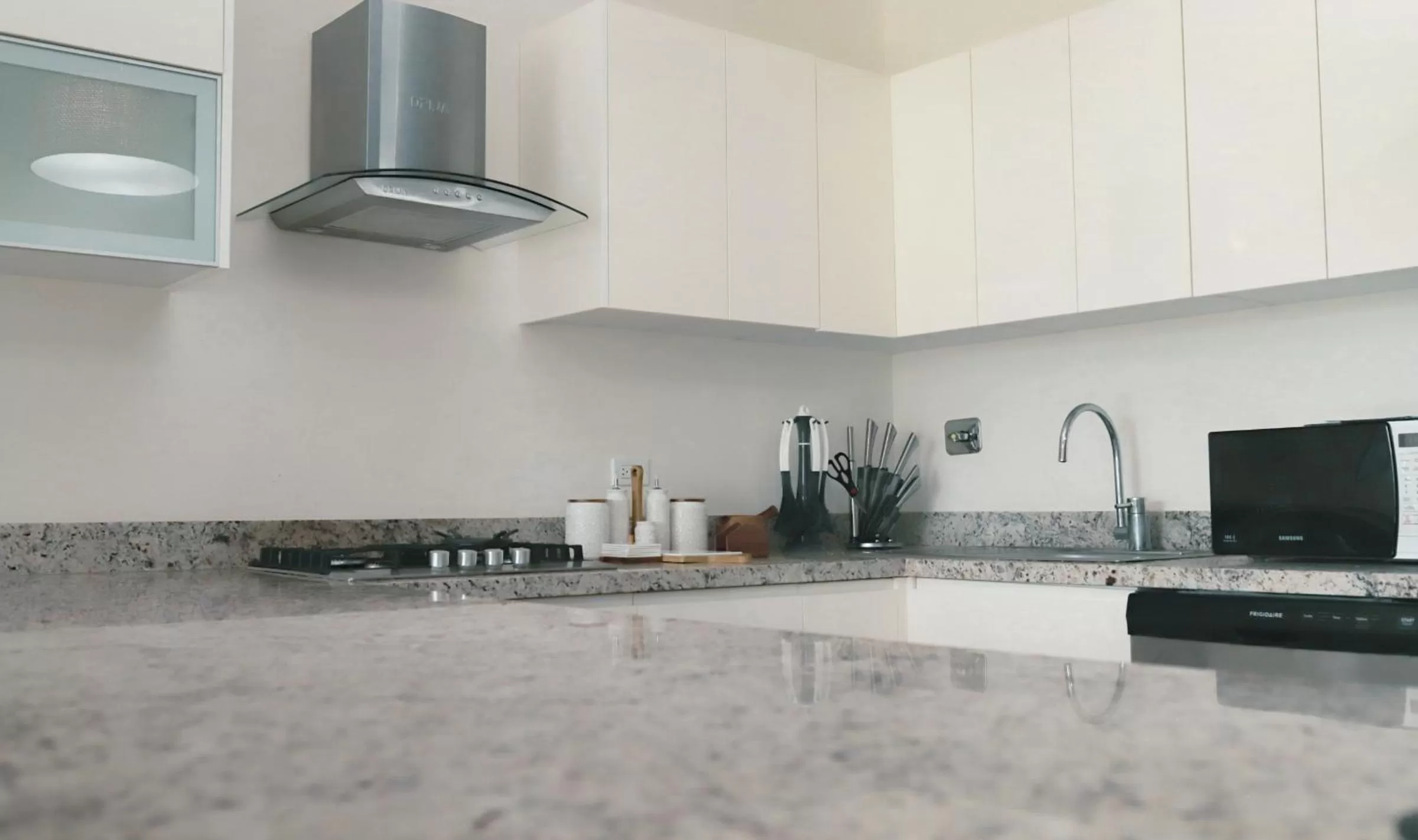 Kitchen or kitchenette, Kitchen/Kitchenette in Playa Caracol Residences