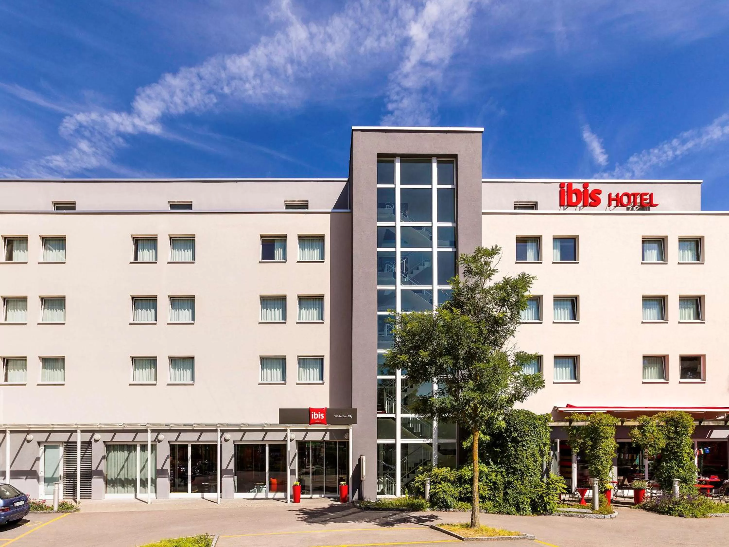 Property building in ibis Winterthur City