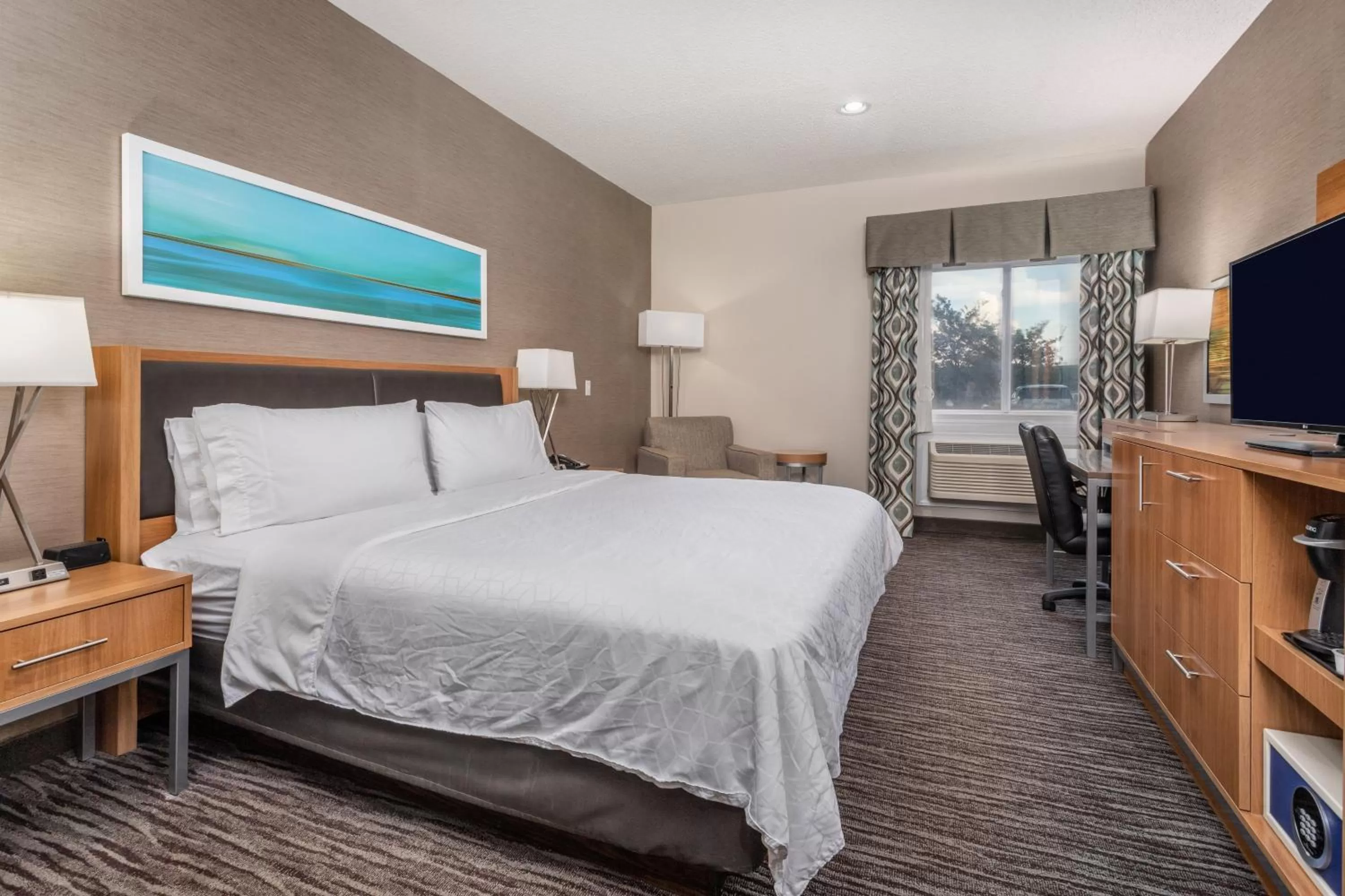 Photo of the whole room, Bed in Holiday Inn Express Annapolis East-Kent Island by IHG