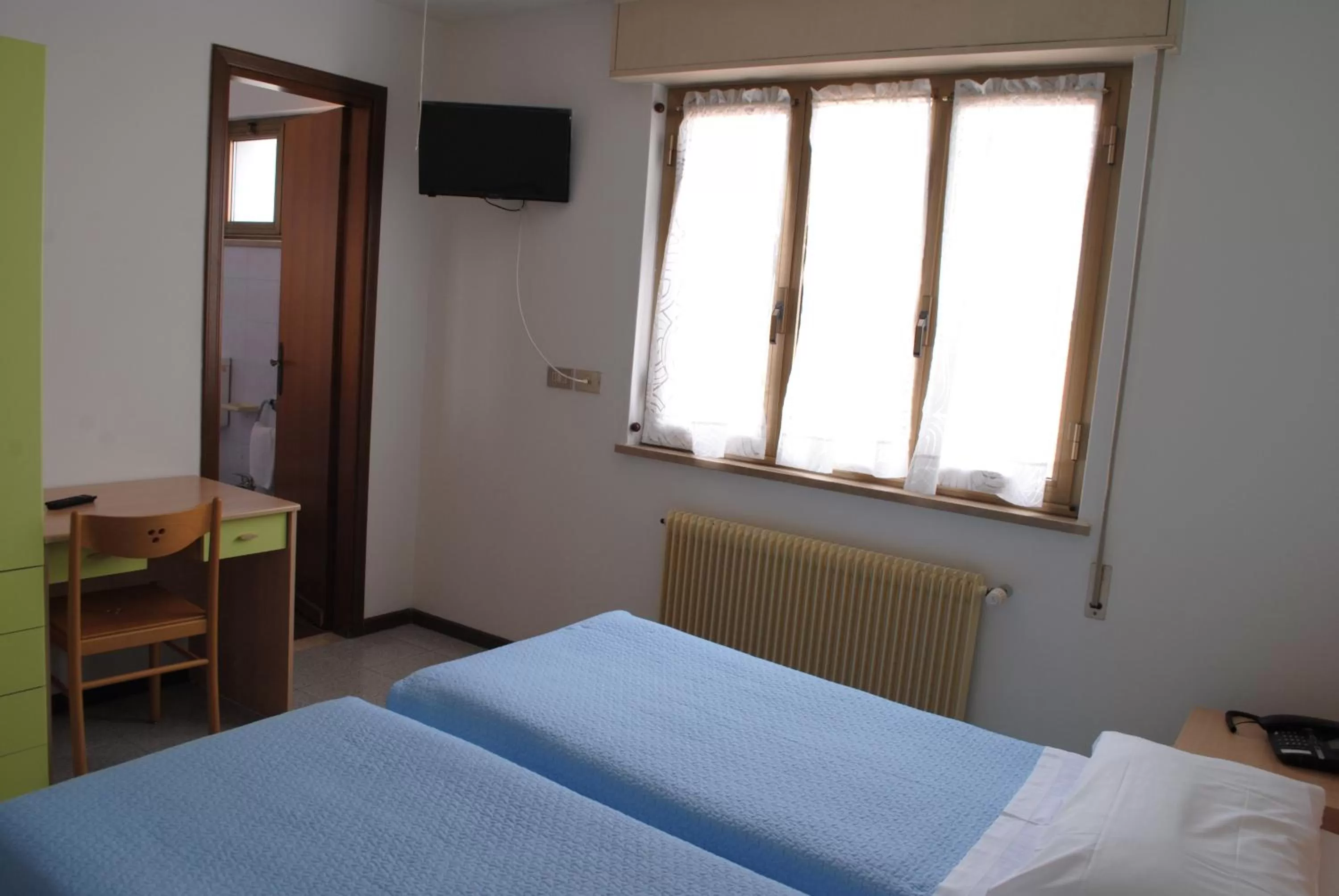 Day, Bed in Hotel Villa Augusta