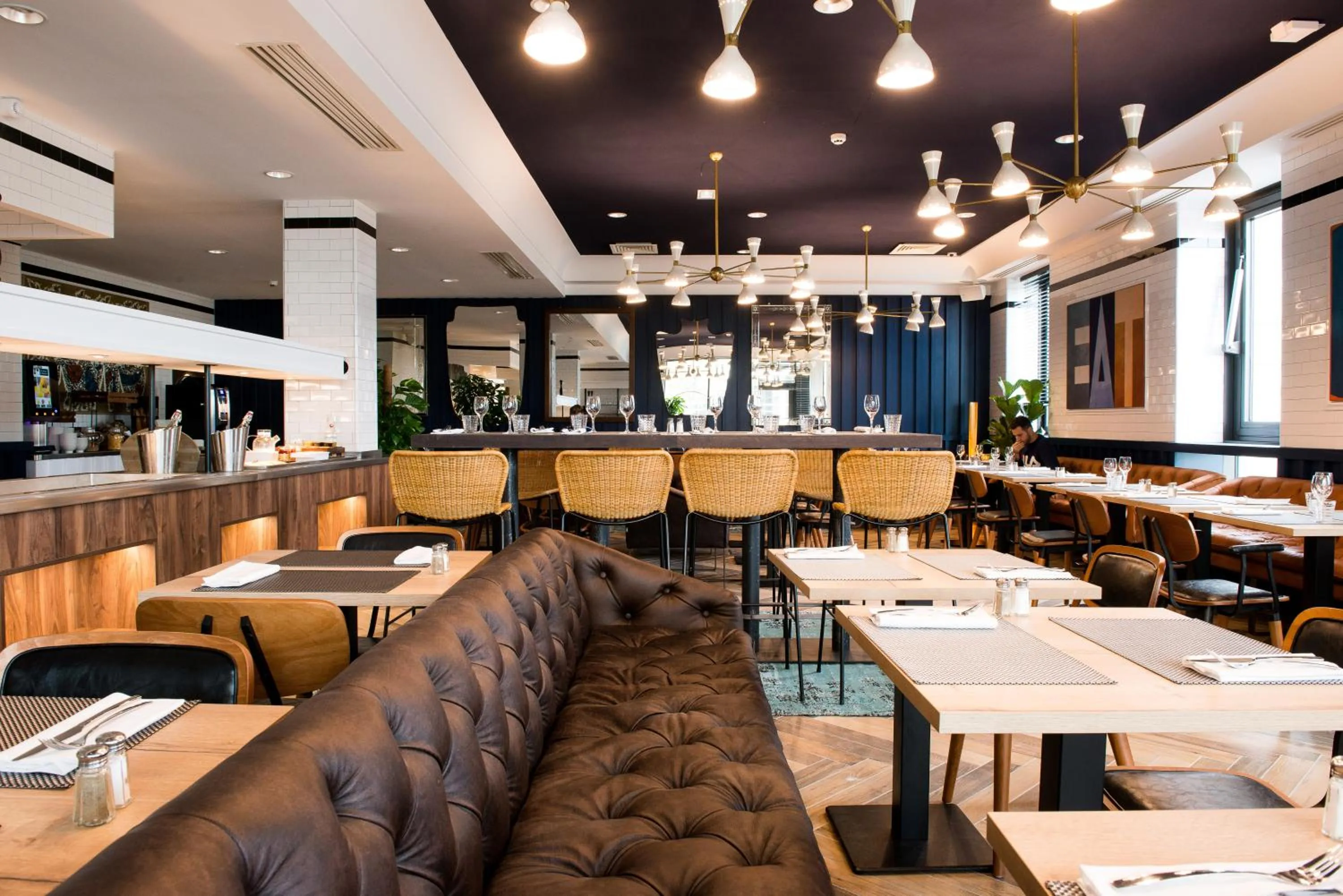 Restaurant/places to eat in KOPSTER Hotel Lyon Groupama Stadium