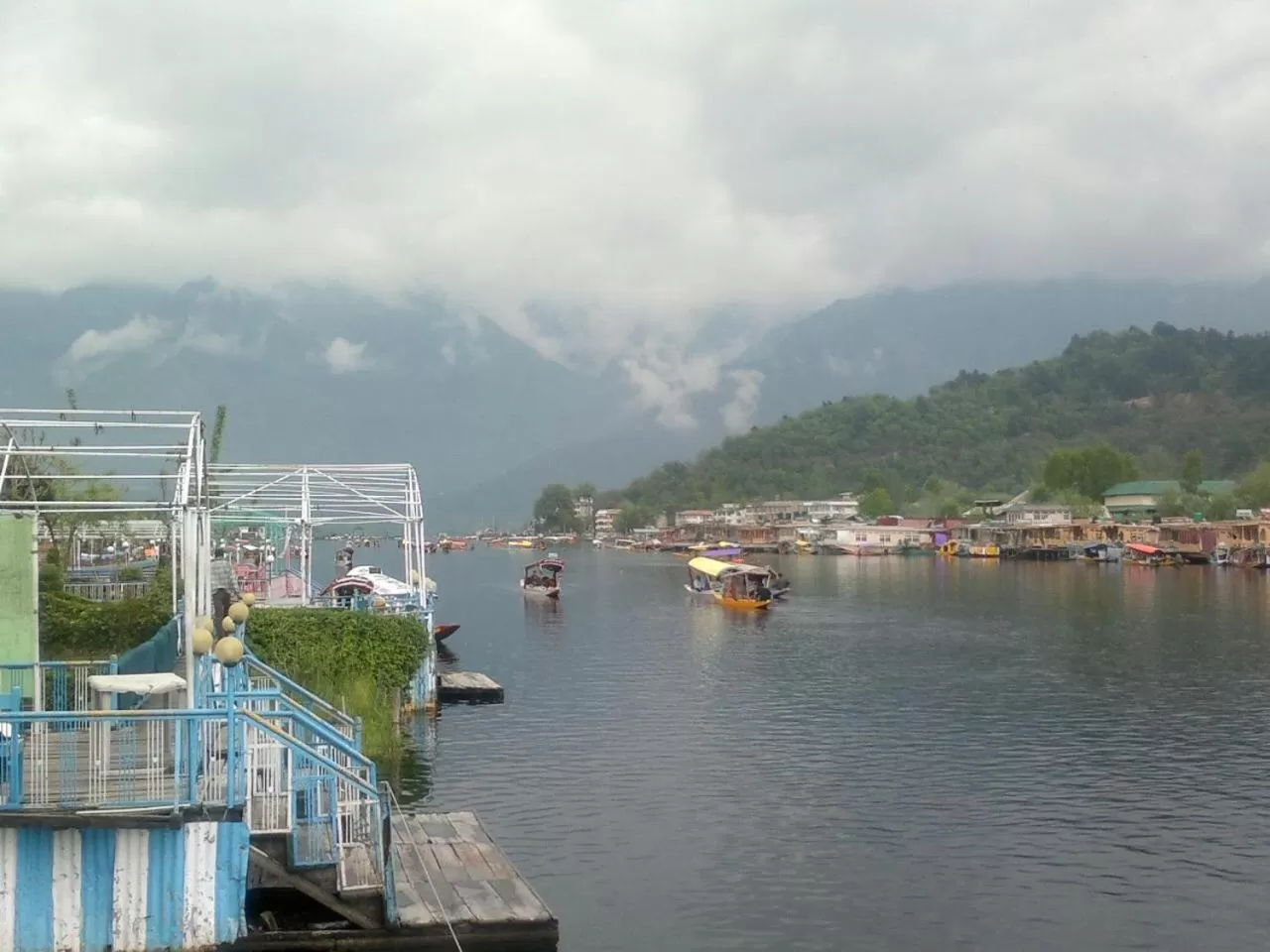 Lake view in Nazneen Group Of Houseboats