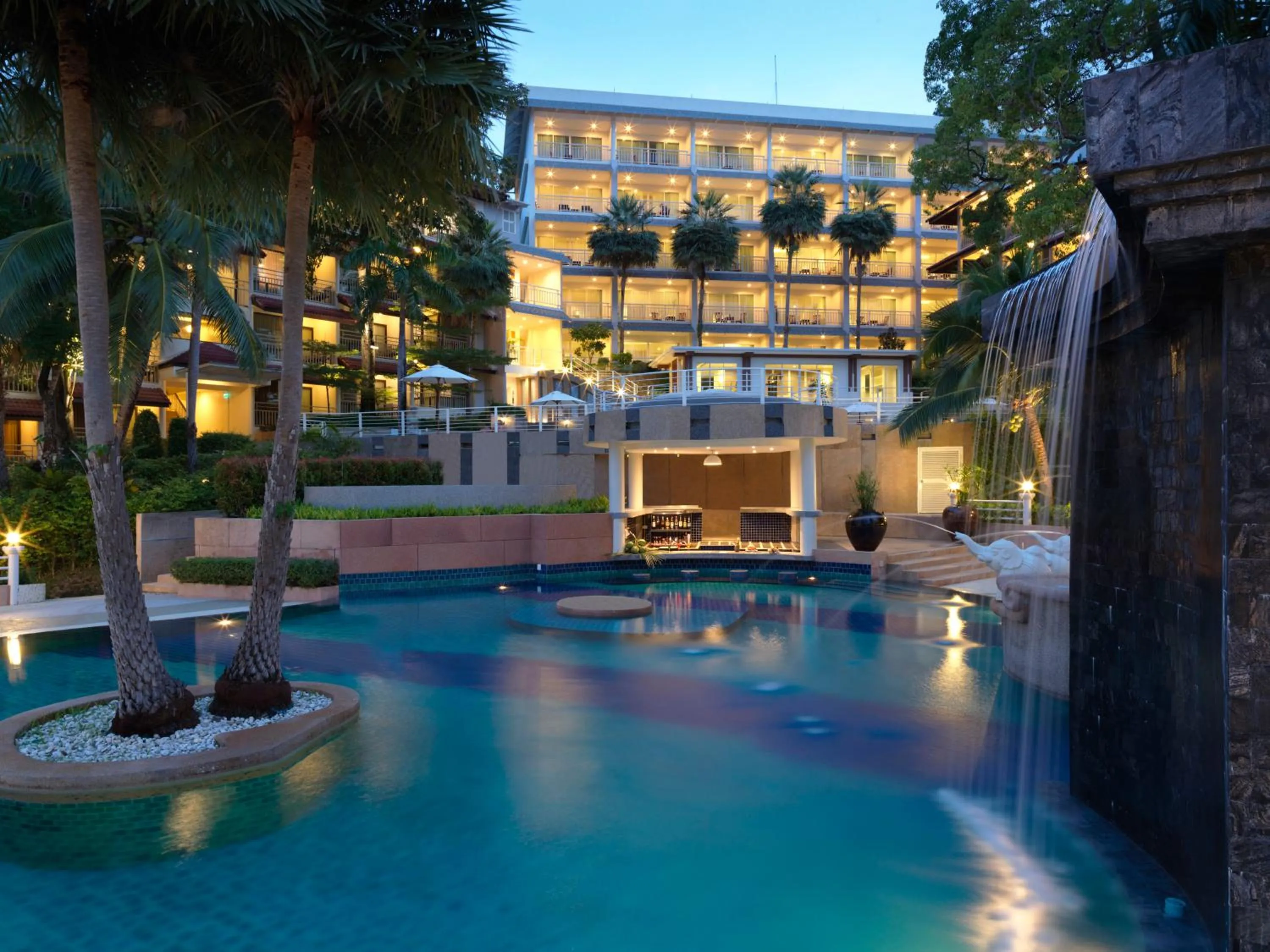 Swimming pool in Chanalai Flora Resort, Kata Beach