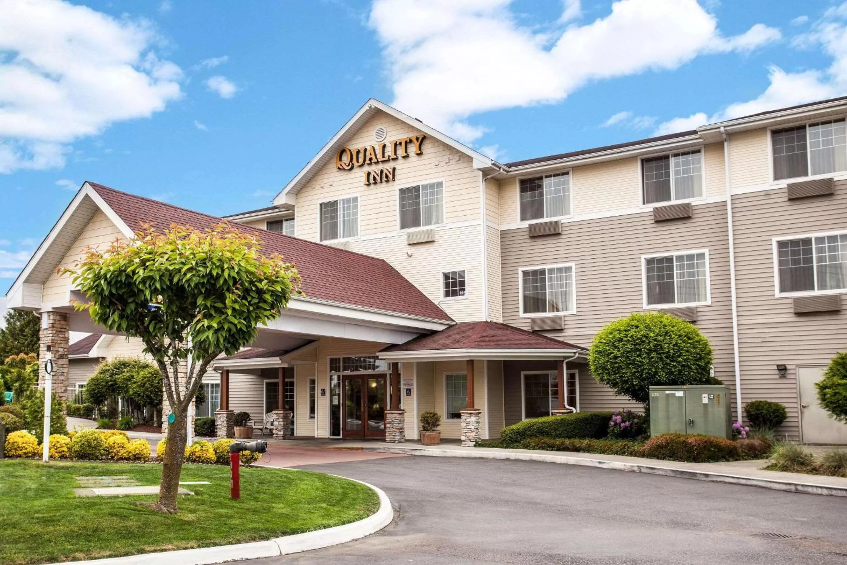 Property building in Quality Inn & Suites Federal Way - Seattle