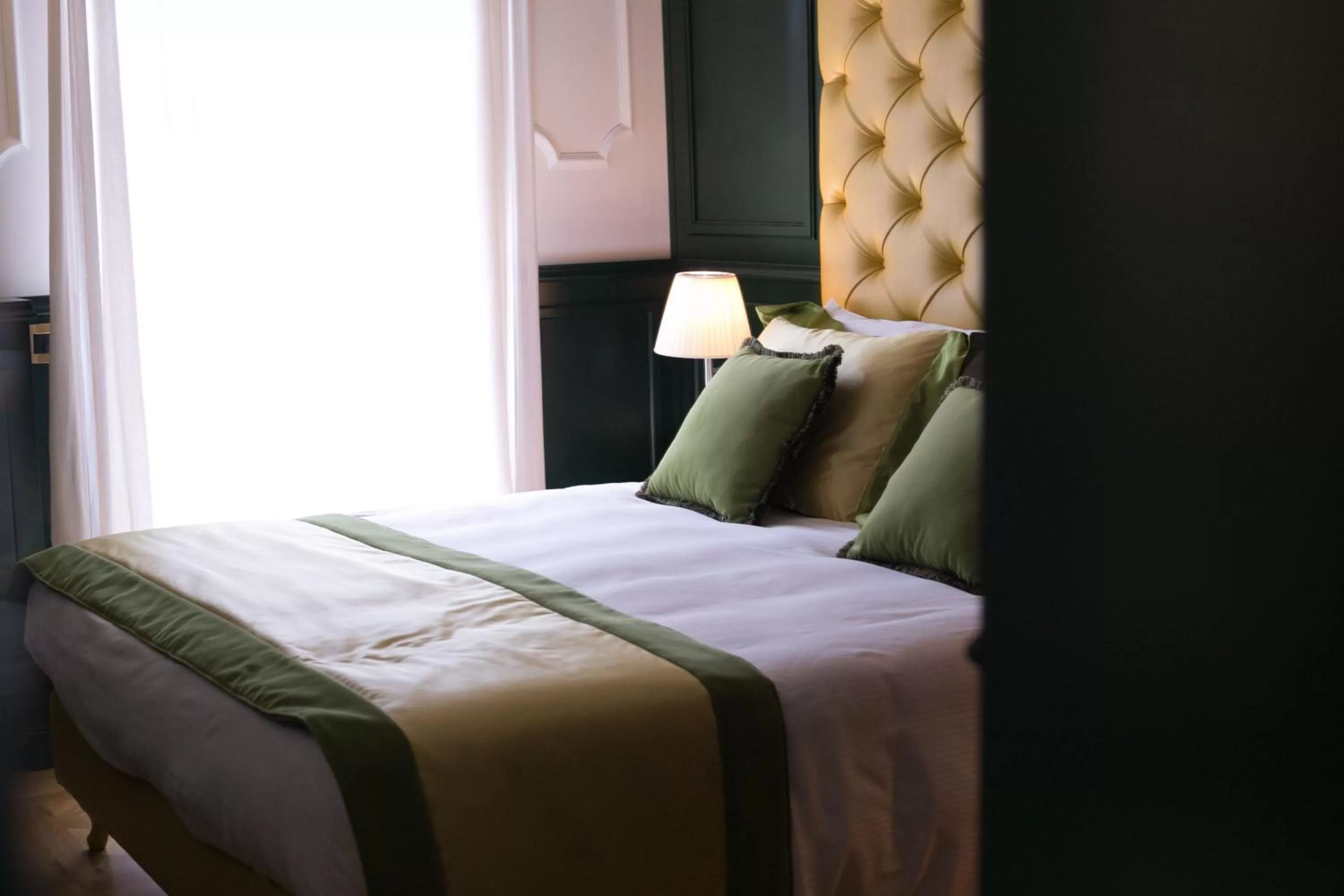 Day, Bed in Ambra Cortina Luxury&Fashion Hotel