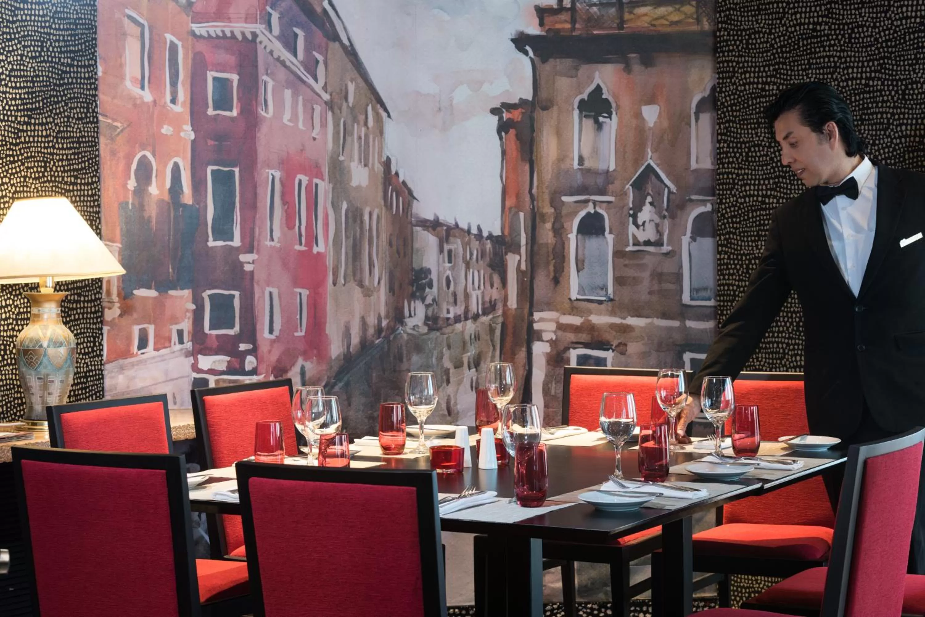 Restaurant/places to eat in Leonardo Plaza Hotel Jerusalem