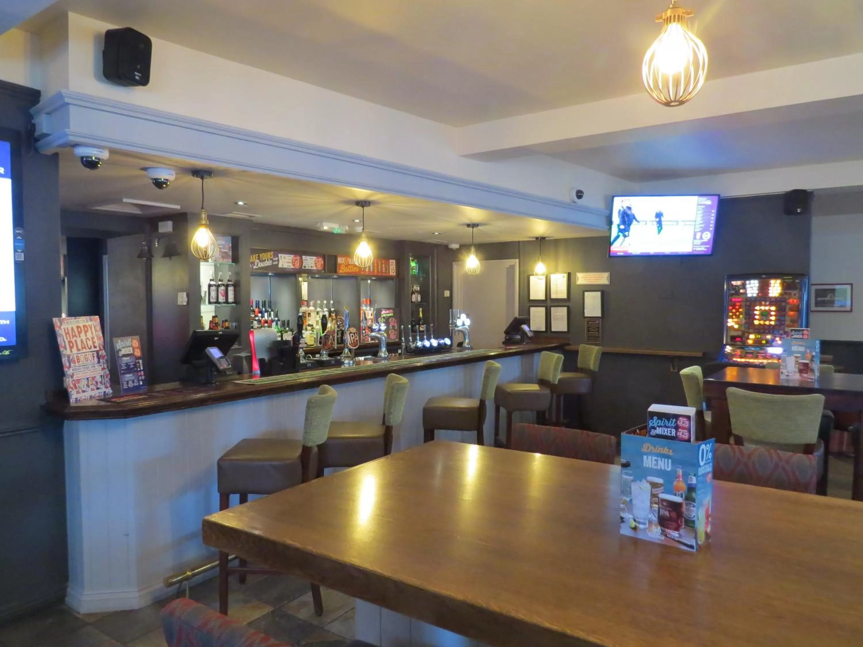 Drinks in Highwayman By Greene King Inn