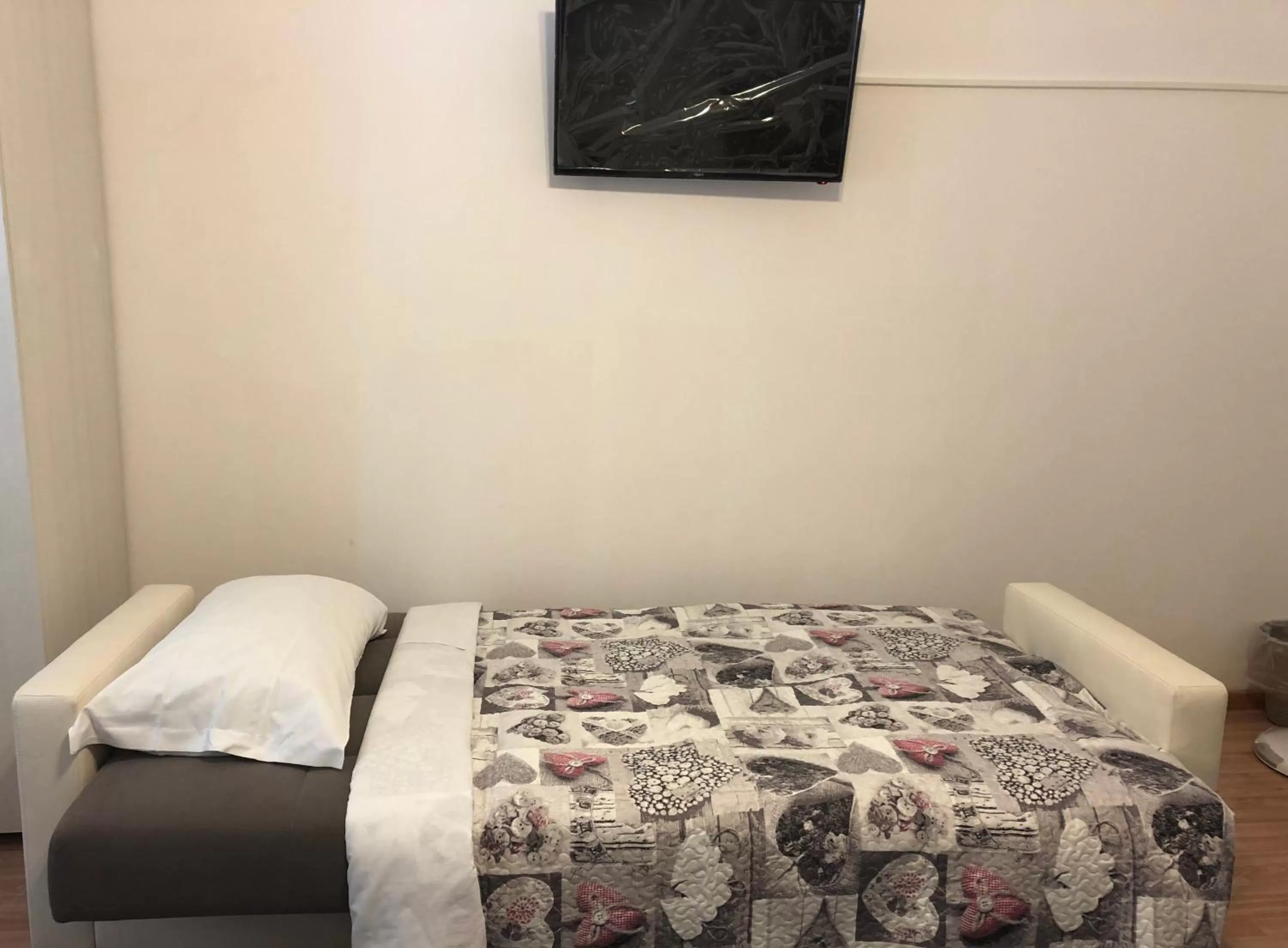 Bed in Hotel Venice Tour