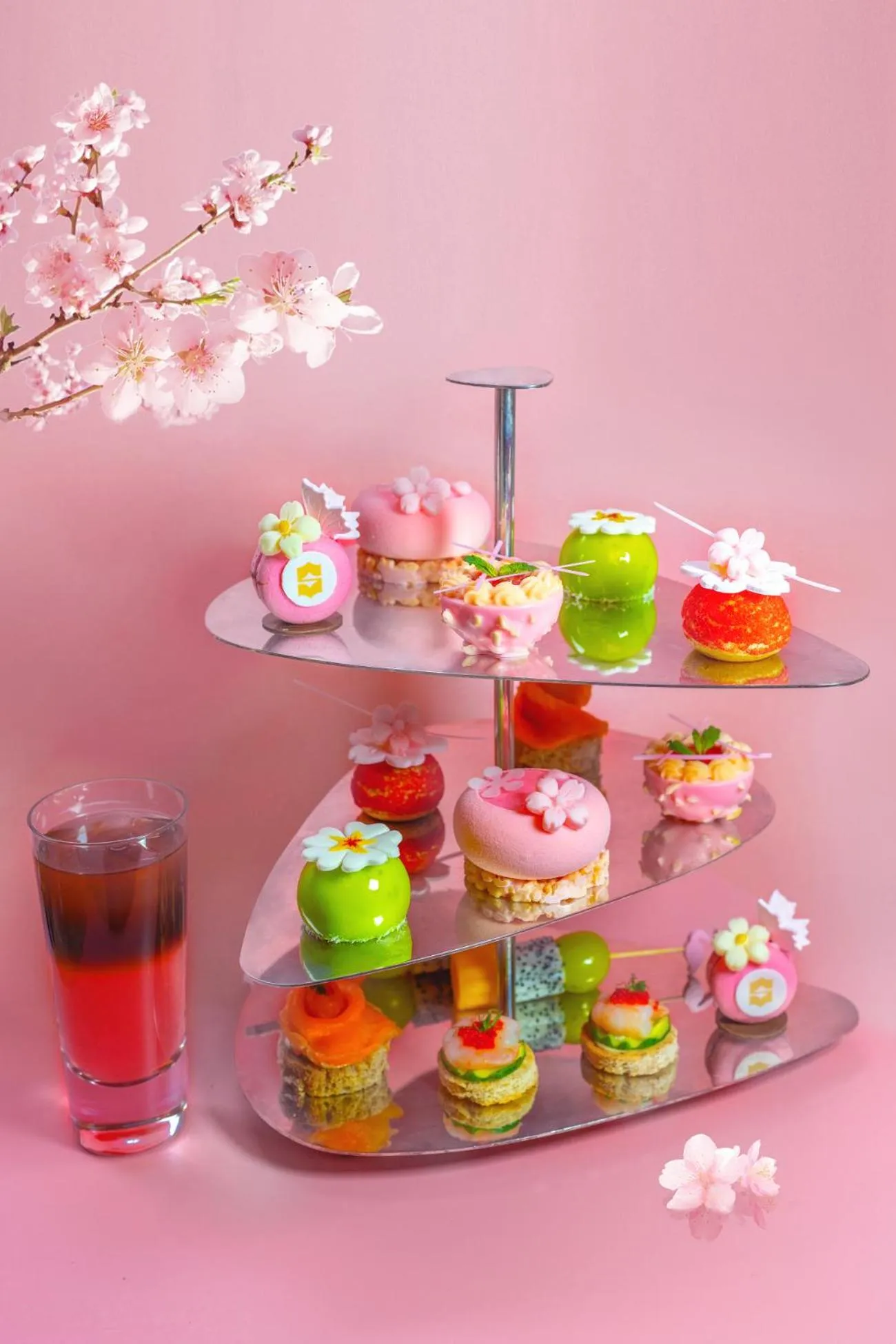 Restaurant/places to eat in Shangri-La Hotel, Wuhan