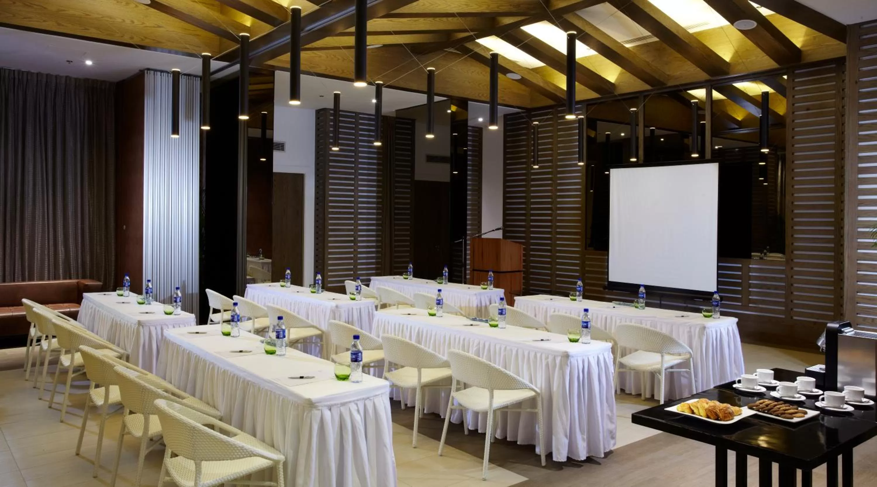 Business facilities in Mövenpick Hotel Mactan Island Cebu