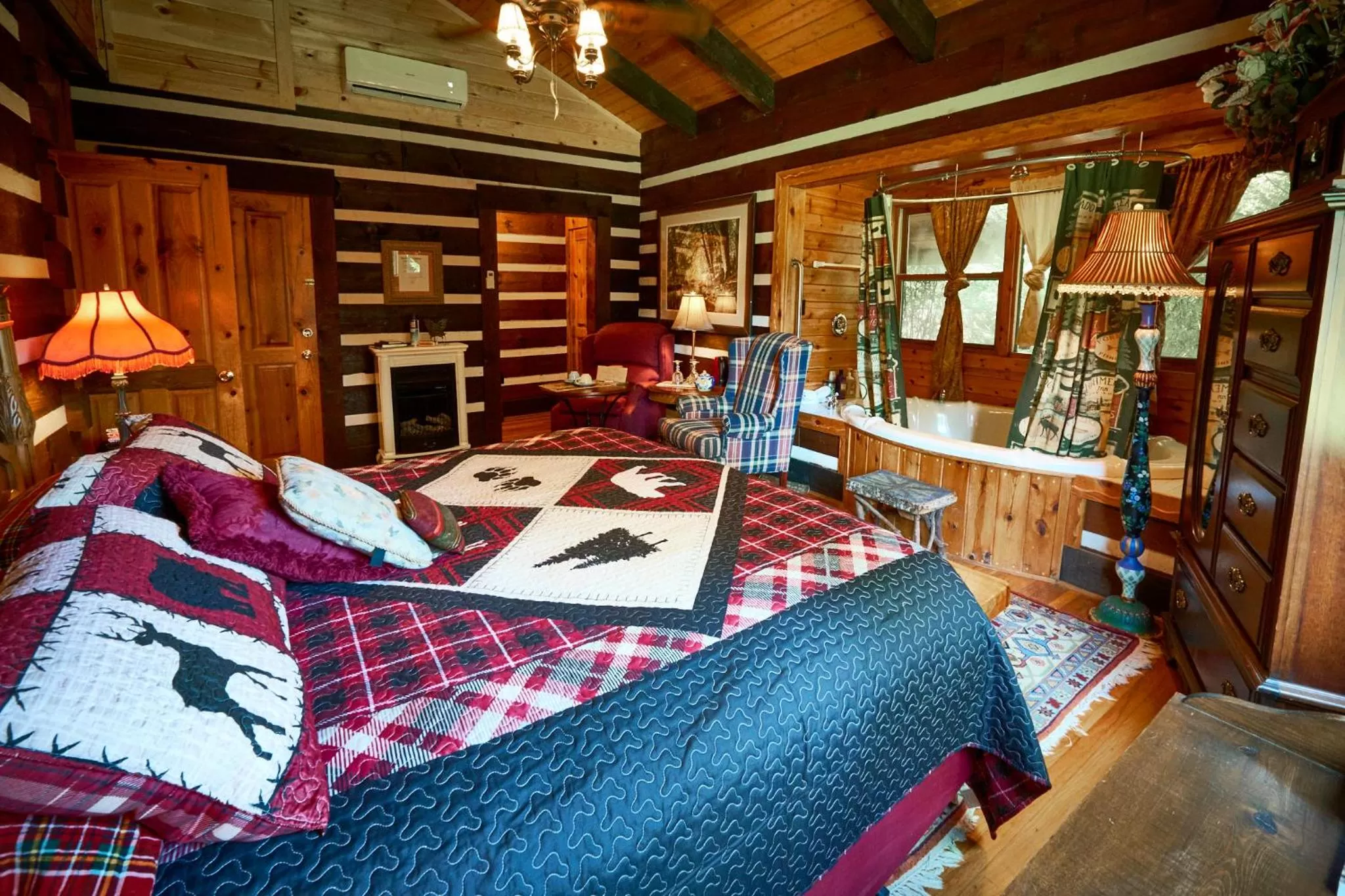 Seating Area in Creekwalk Inn Bed and Breakfast with Cabins
