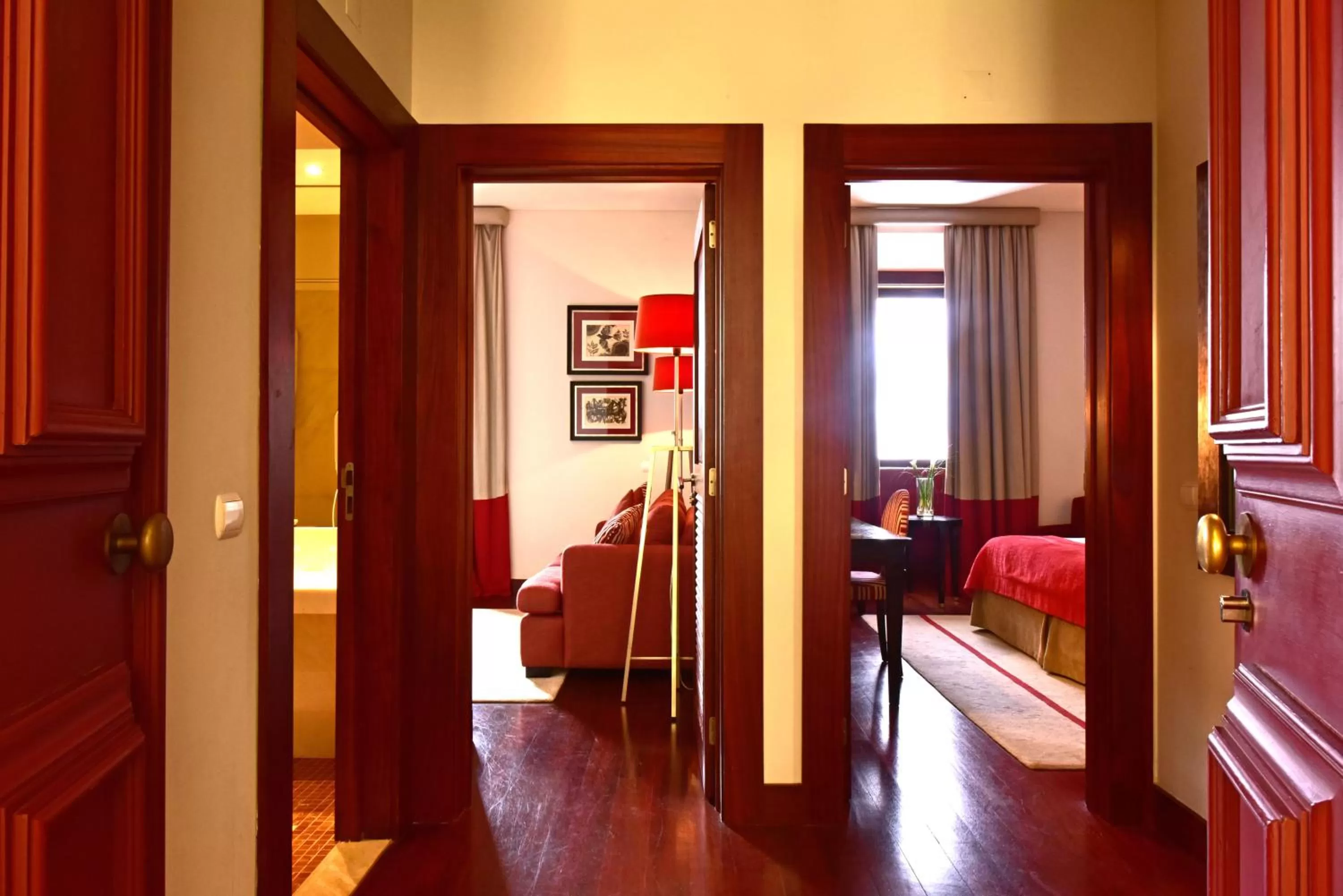 Photo of the whole room in Pousada Convento de Tavira