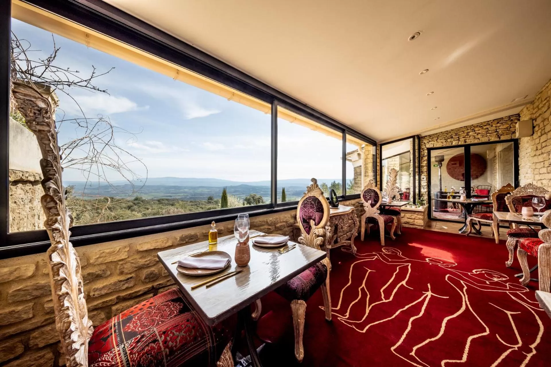 Restaurant/places to eat in Le Petit Palais D'Aglae