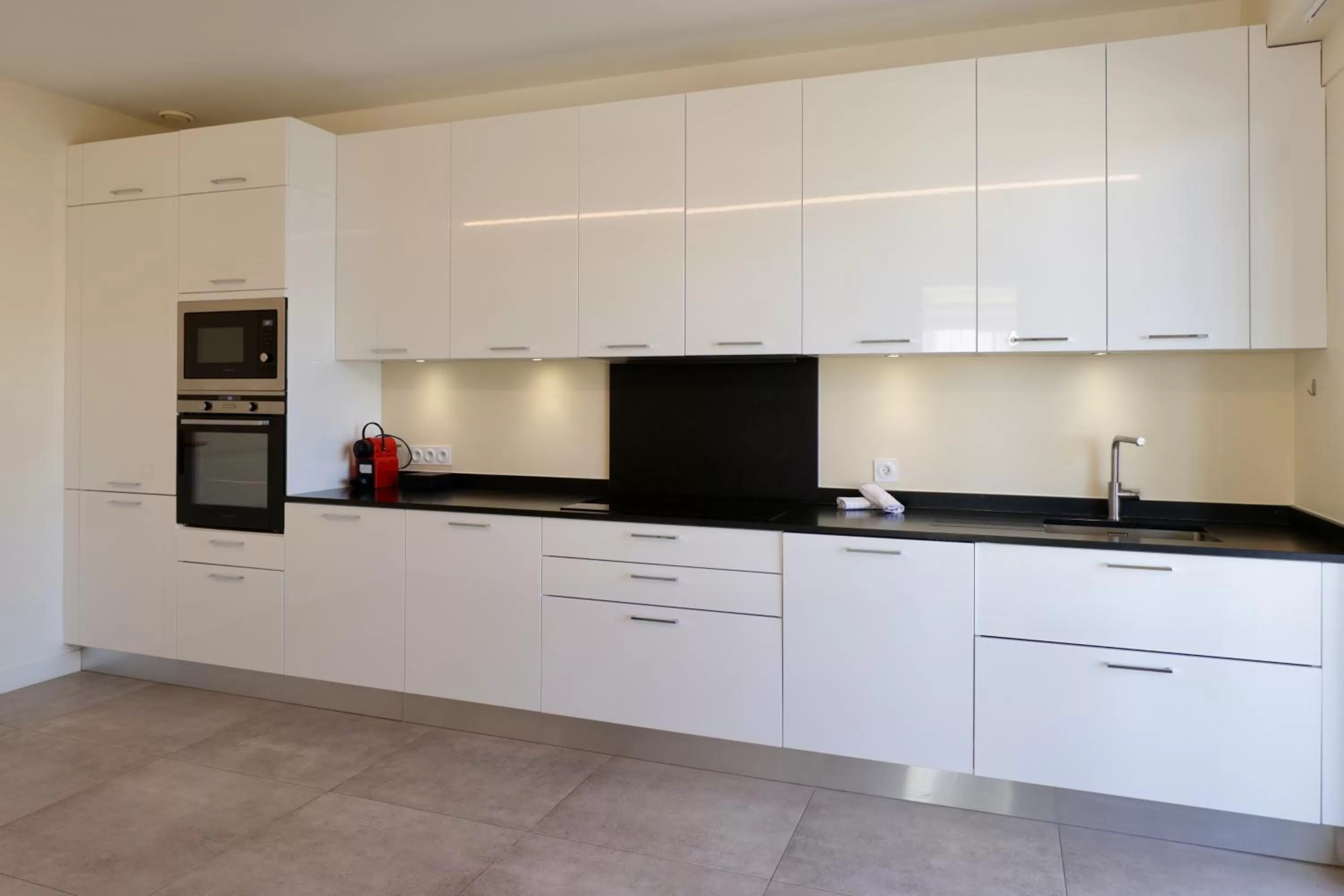 kitchen in Résidence Carlton - Rénovée avec Piscine