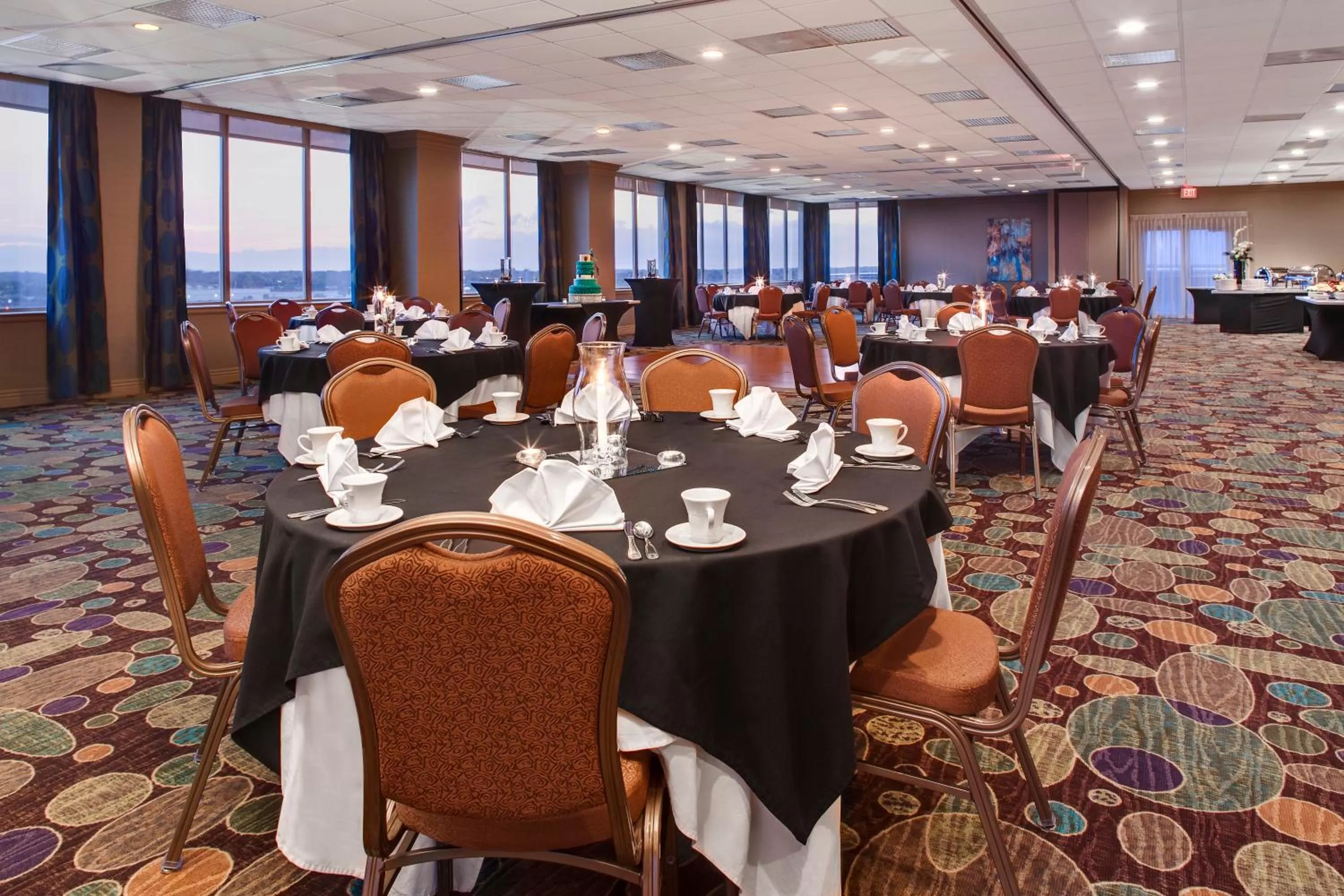 Banquet/Function facilities in Holiday Inn Hotel & Suites Overland Park-West by IHG