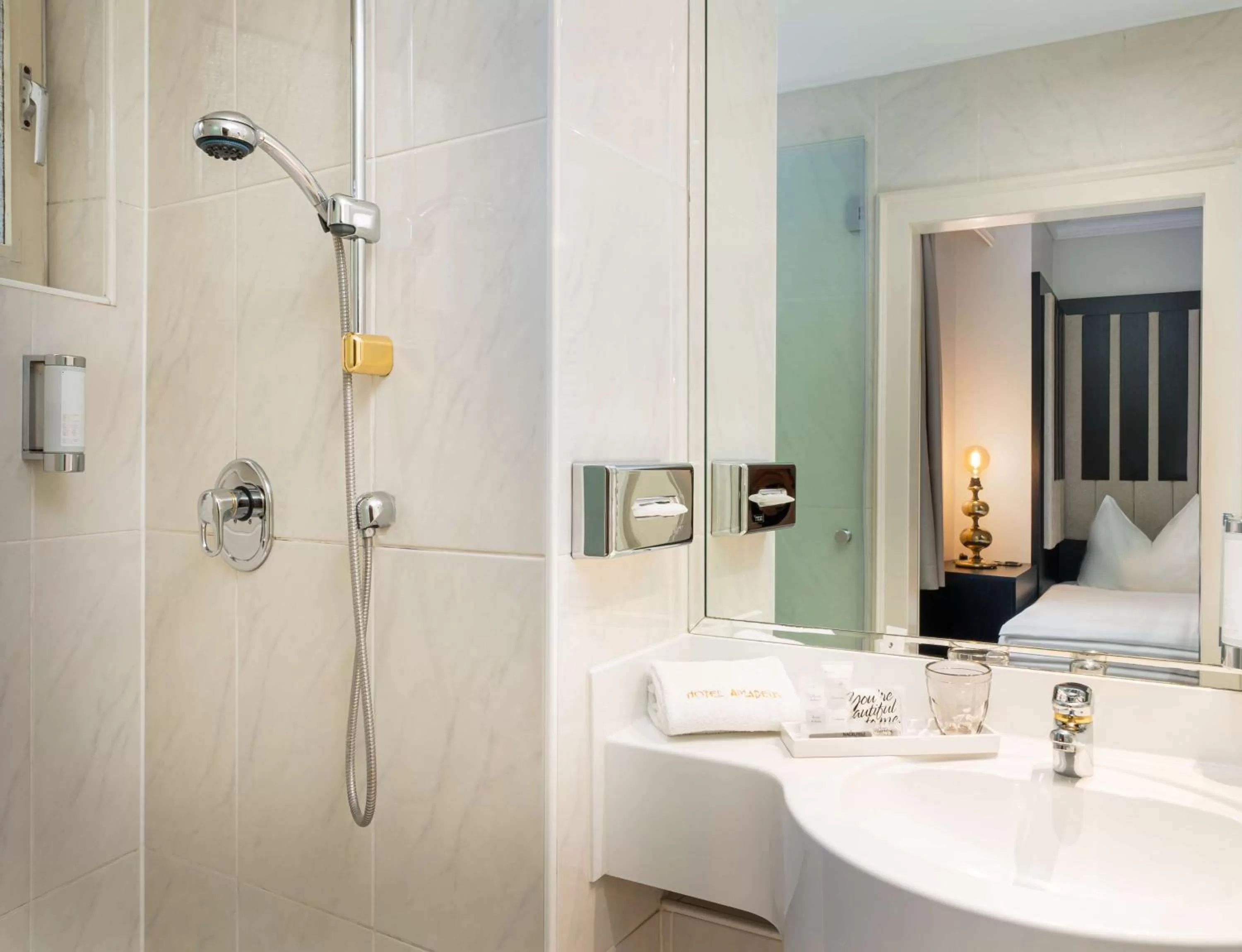 Bathroom, Bed in elaya hotel vienna city center