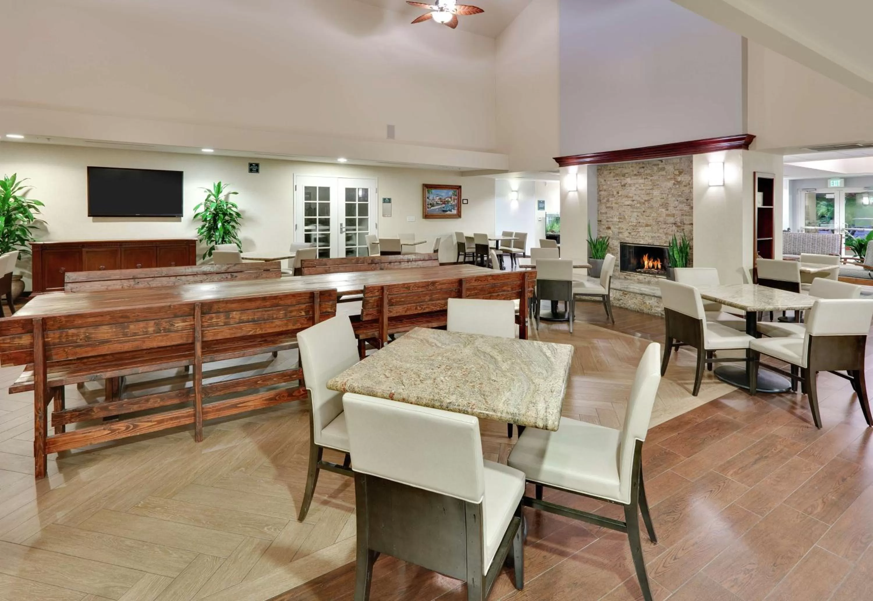 Lobby or reception in Homewood Suites by Hilton San Diego-Del Mar
