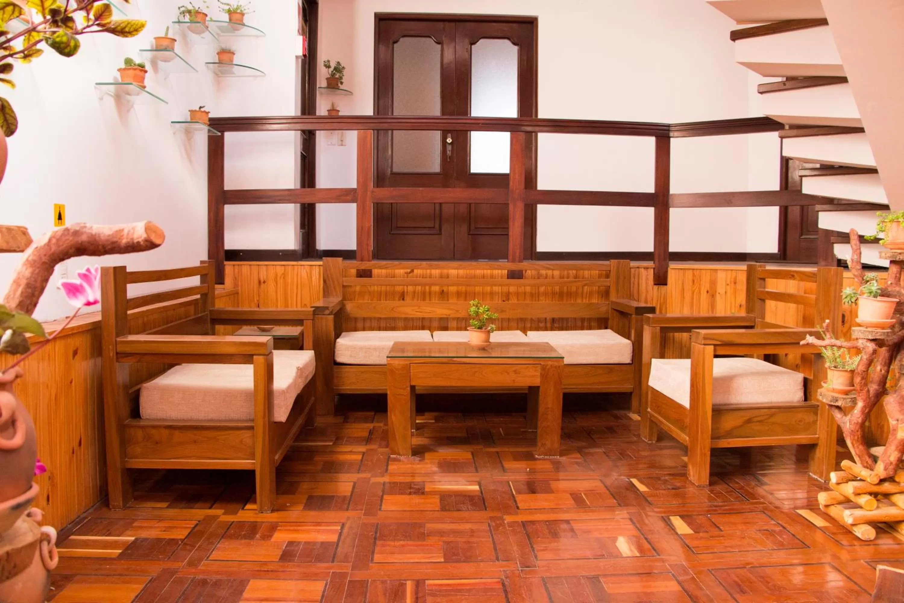 Living room in Qhini Hotel Boutique