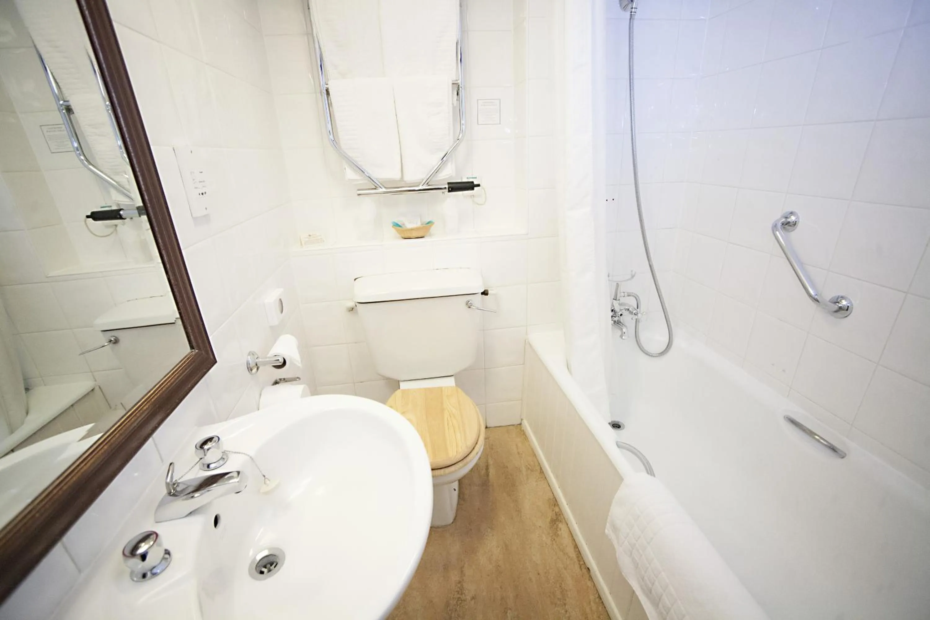 Bathroom in The Lion Hotel Shrewsbury