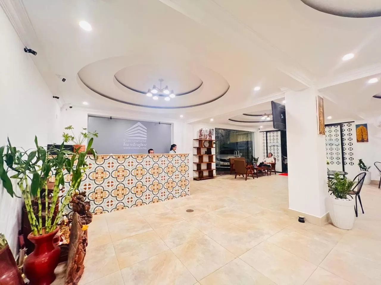 Lobby or reception in White Corner Hotel