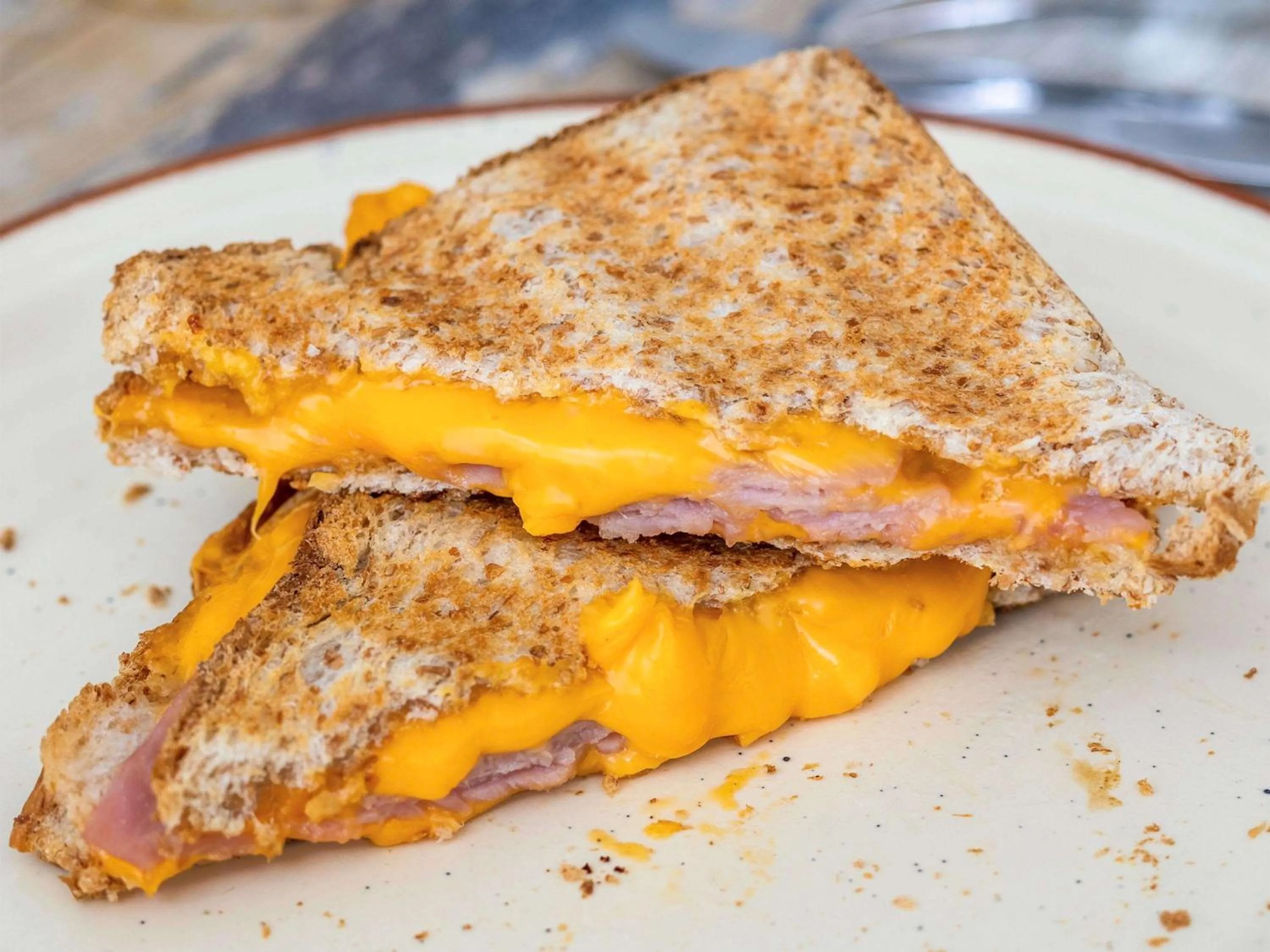 Restaurant/places to eat in ibis Styles Chinon