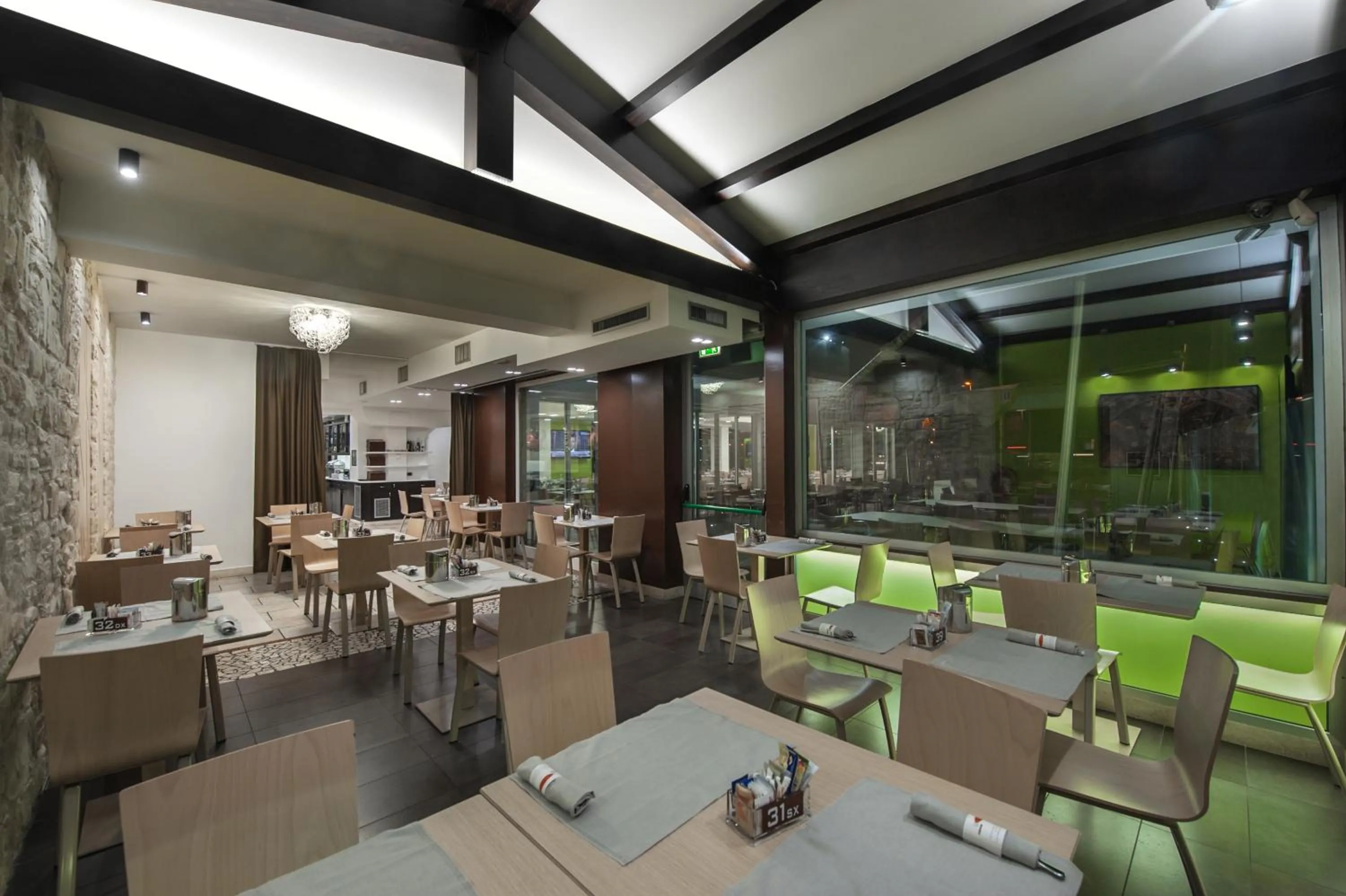 Restaurant/places to eat in Hotel Testani Frosinone