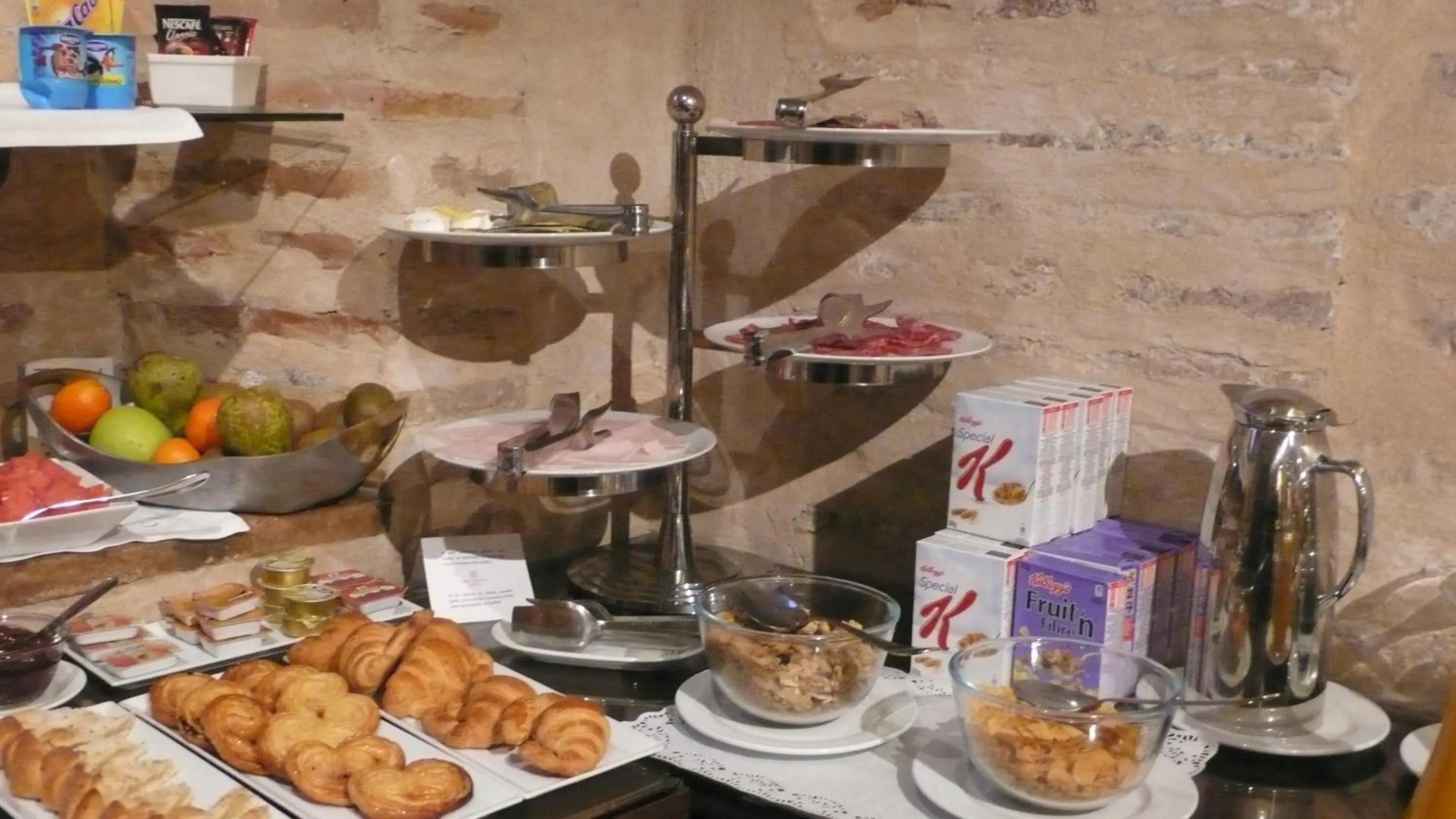 Food and drinks in Hotel Casa Morisca