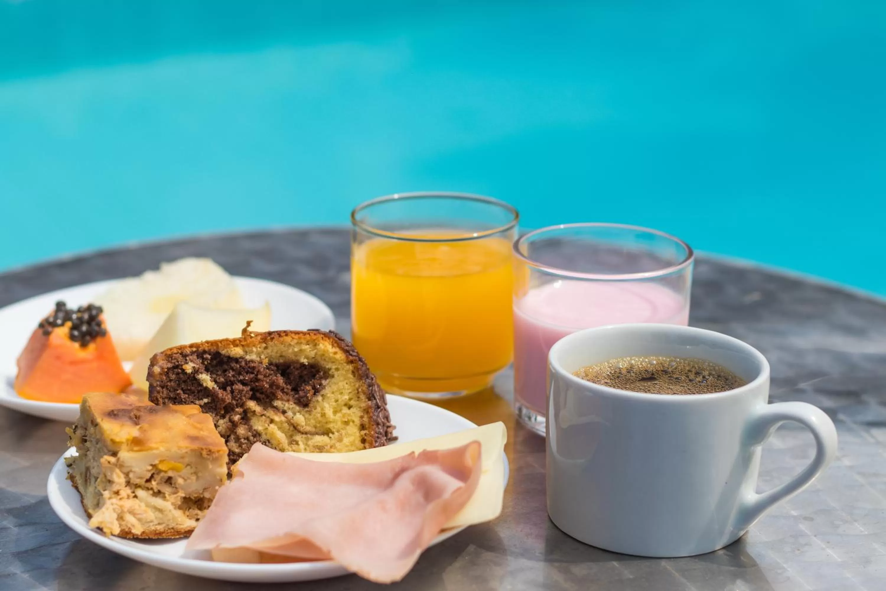 Food and drinks in HOTELARE Hotel Villa Di Capri