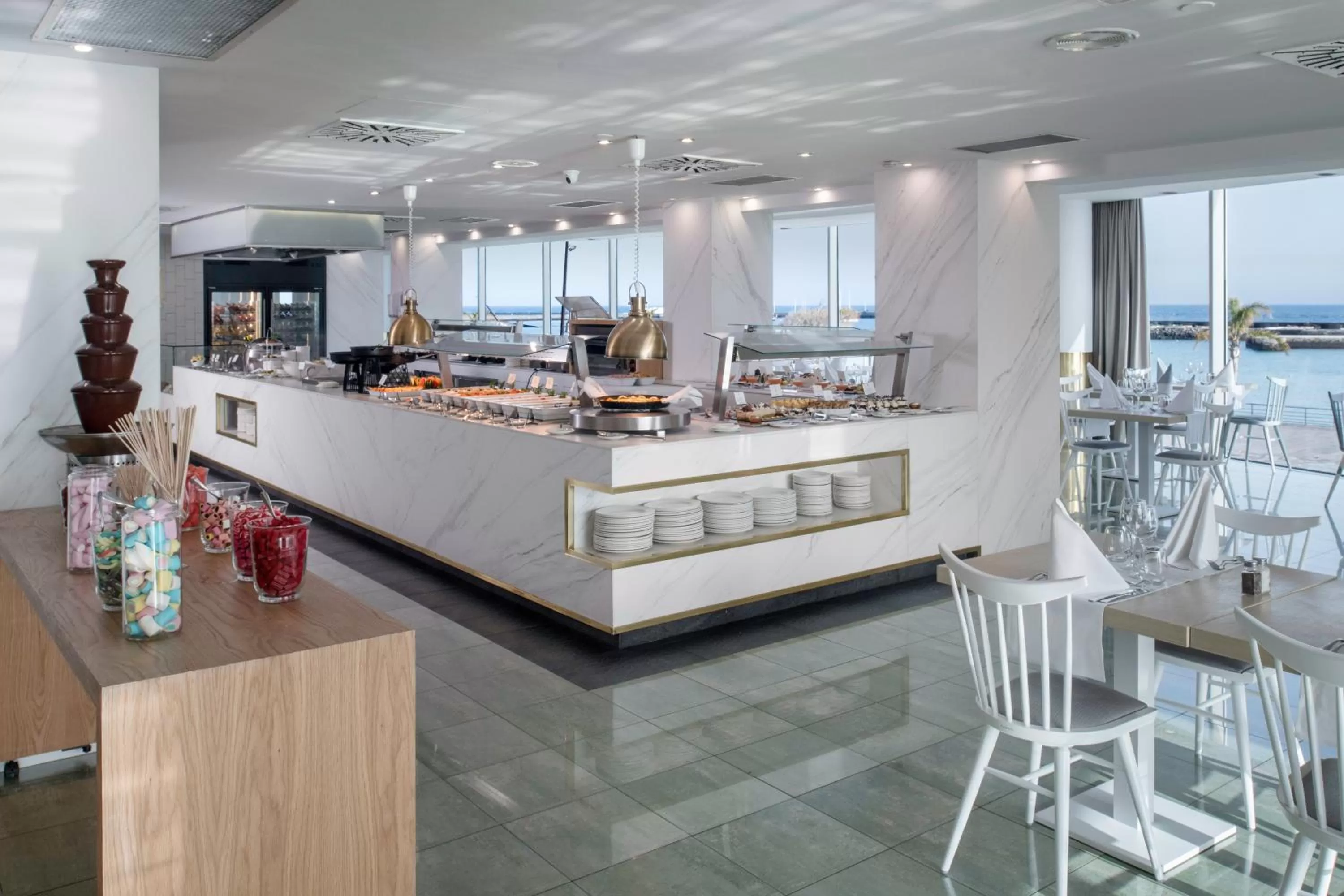 Restaurant/places to eat in Arrecife Gran Hotel & Spa